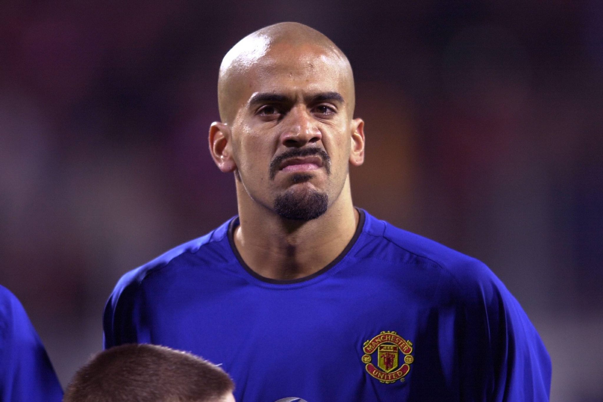 Juan Seb&aacute;stian Ver&oacute;n pelo Manchester United, em 2002 (Foto: Imago)