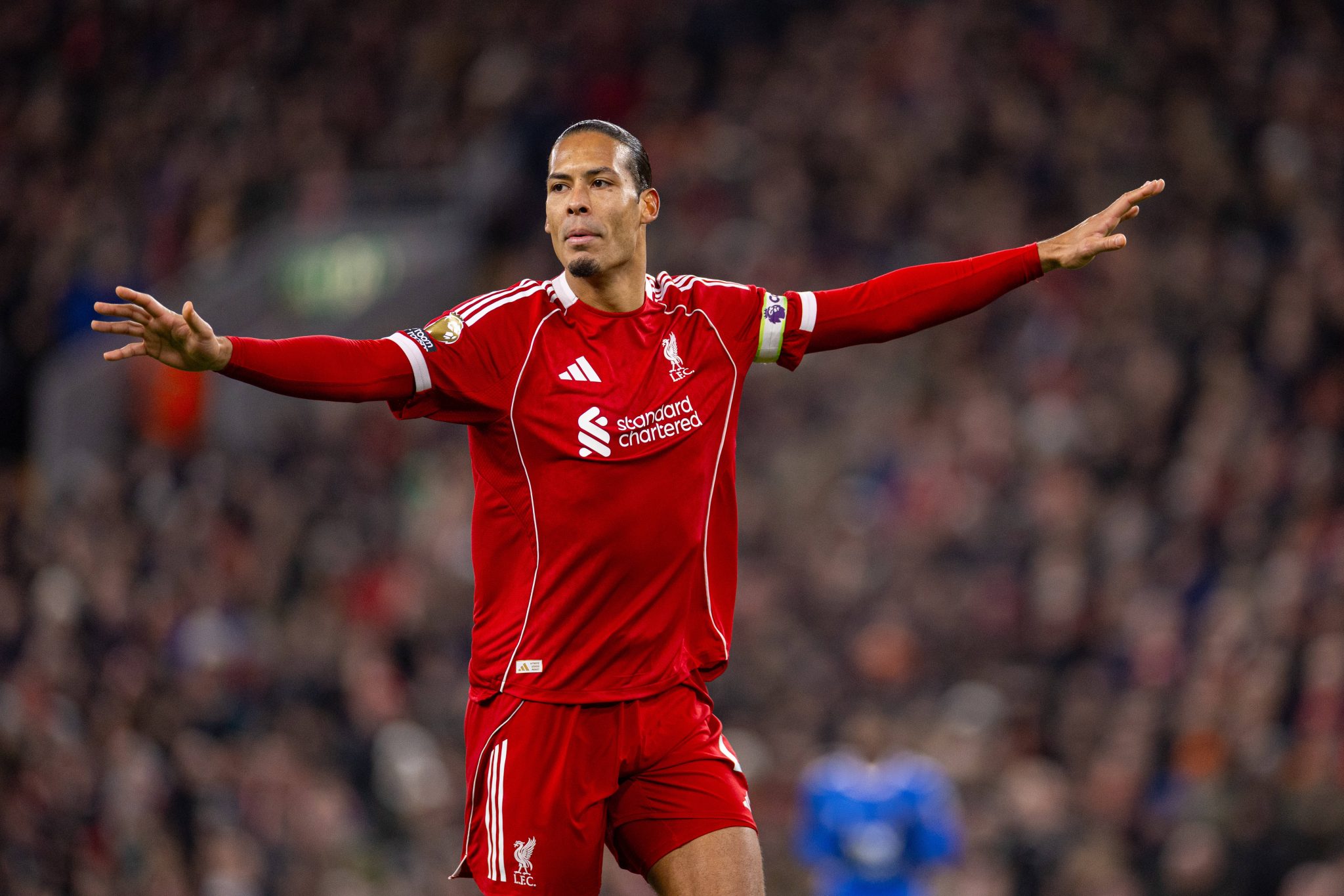 &lsquo;Van Dijk faz tudo errado. Passa a bola, n&atilde;o pressiona e vira as costas como um covarde&rsquo;