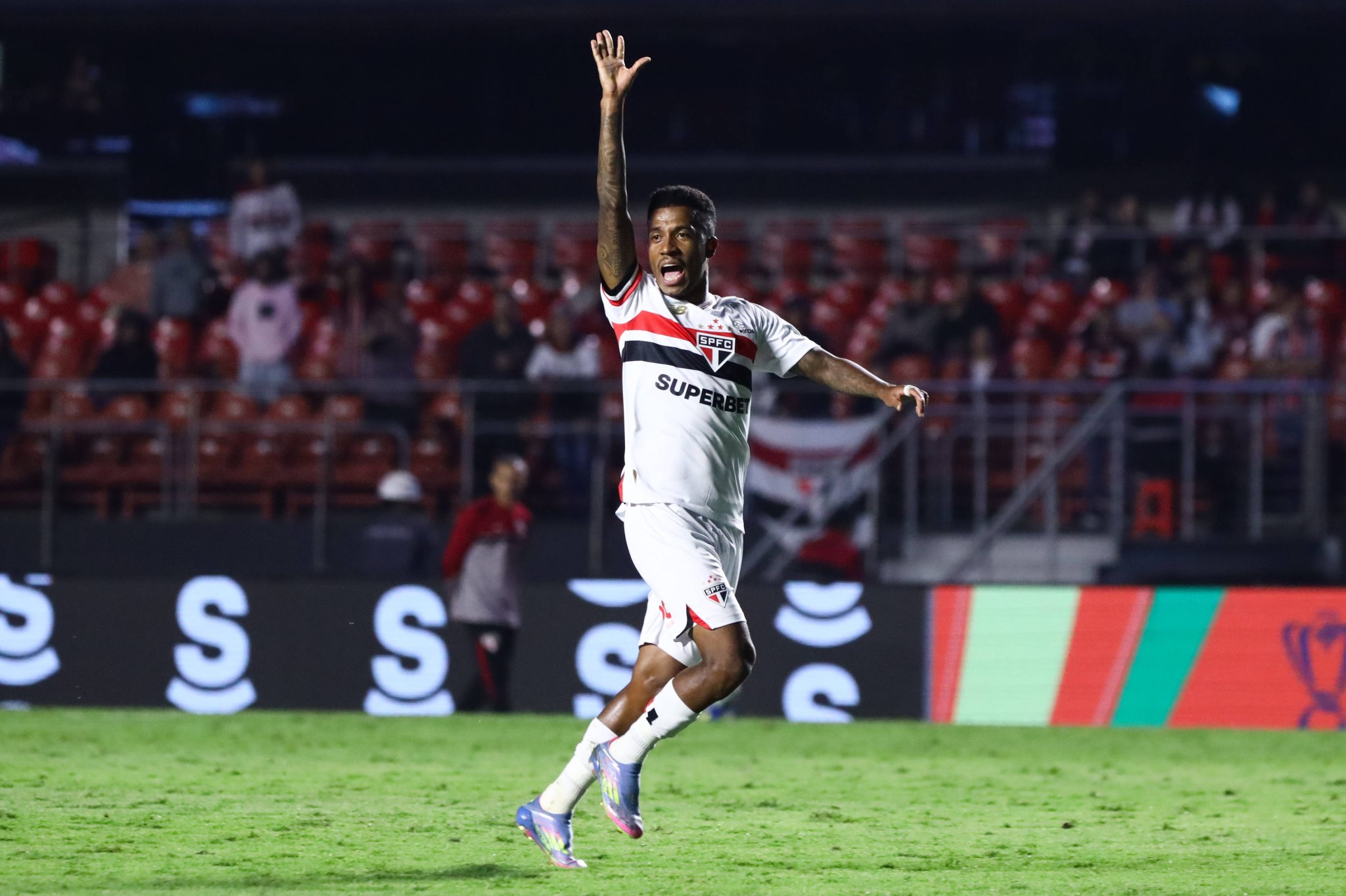Marcos Ant&ocirc;nio em jogo do S&atilde;o Paulo na temporada 2025