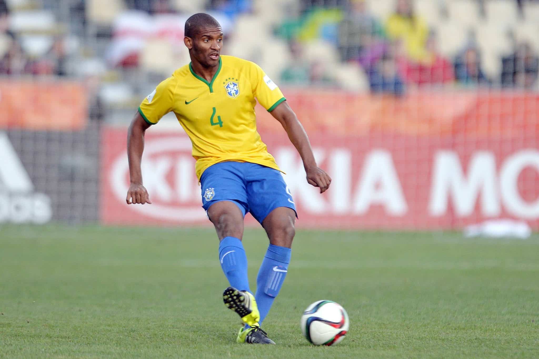 Marlon em a&ccedil;&atilde;o pela sele&ccedil;&atilde;o brasileira no Mundial sub-20