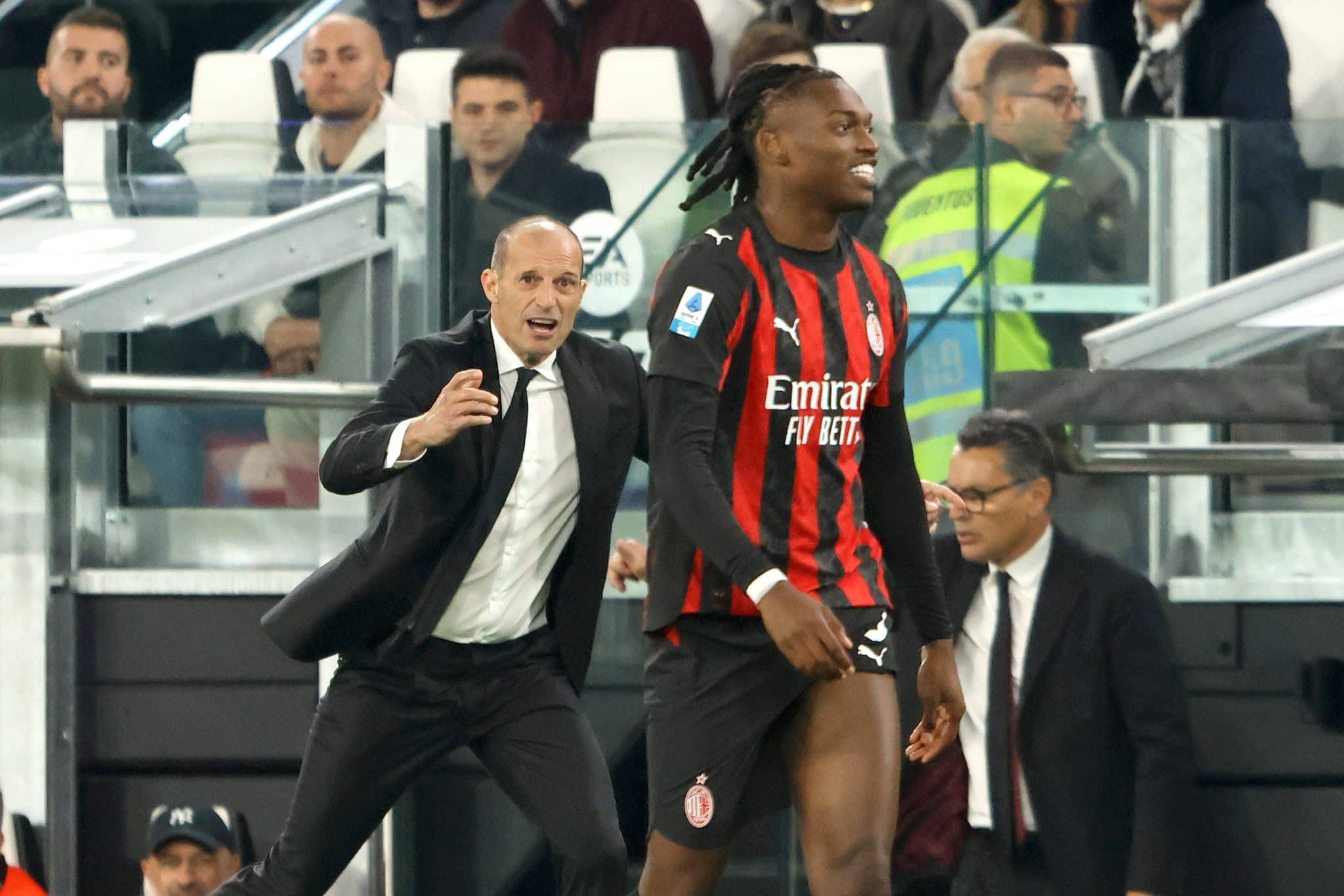 Allegri e Le&atilde;o pelo Milan (Foto: Imago)