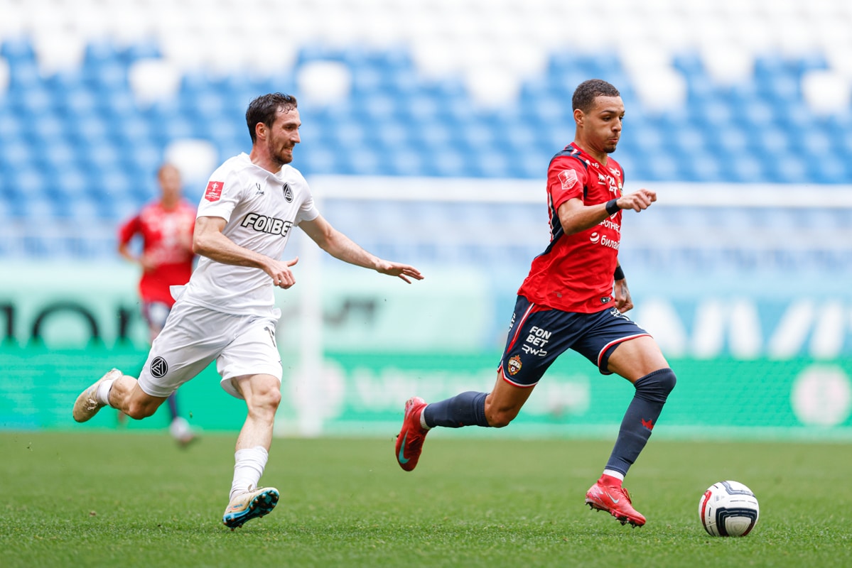 Alves, em a&ccedil;&atilde;o pelo CSKA