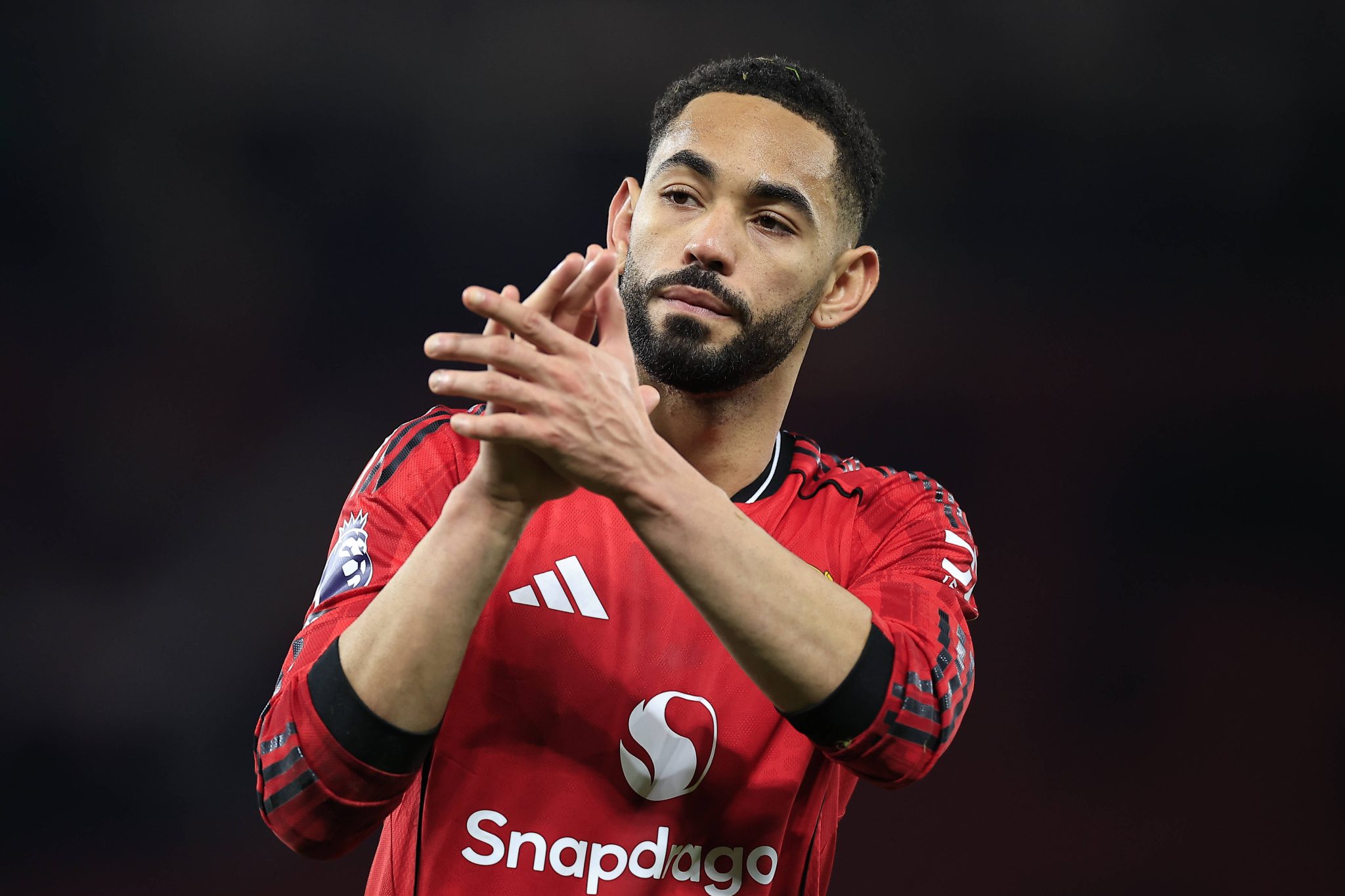 &lsquo;Alto n&iacute;vel&rsquo;: Matheus Cunha &eacute; comparado &agrave; lenda hist&oacute;rica por &iacute;dolo do Manchester United