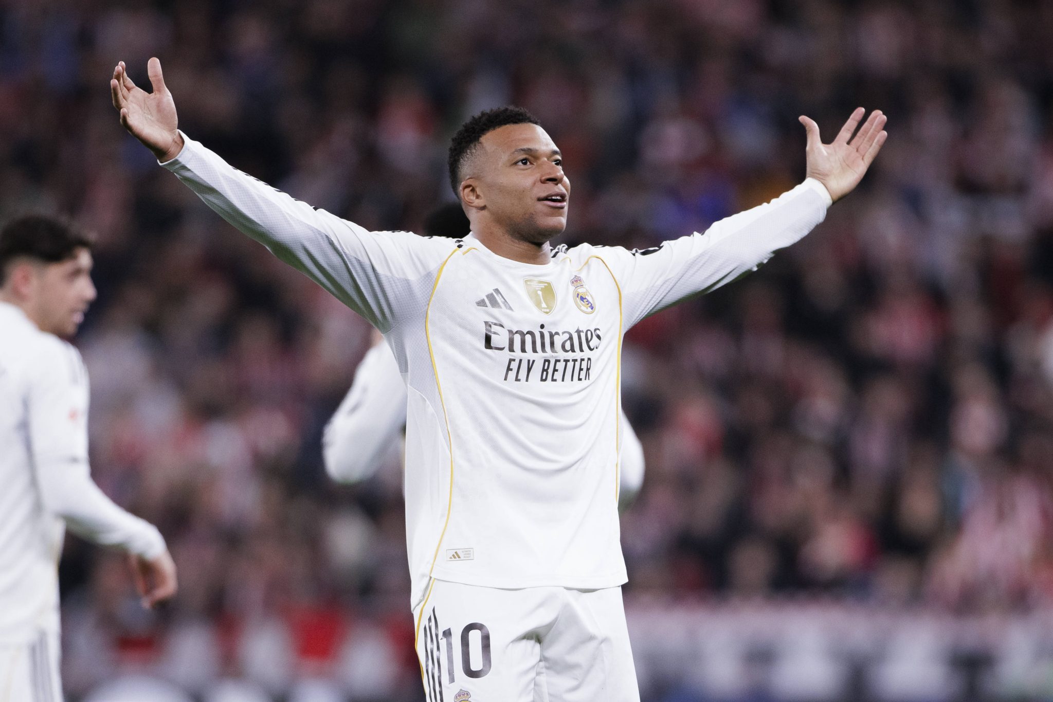 Mbapp&eacute; faz tudo em vit&oacute;ria do Real Madrid com Rodrygo assumindo papel de Vini Jr