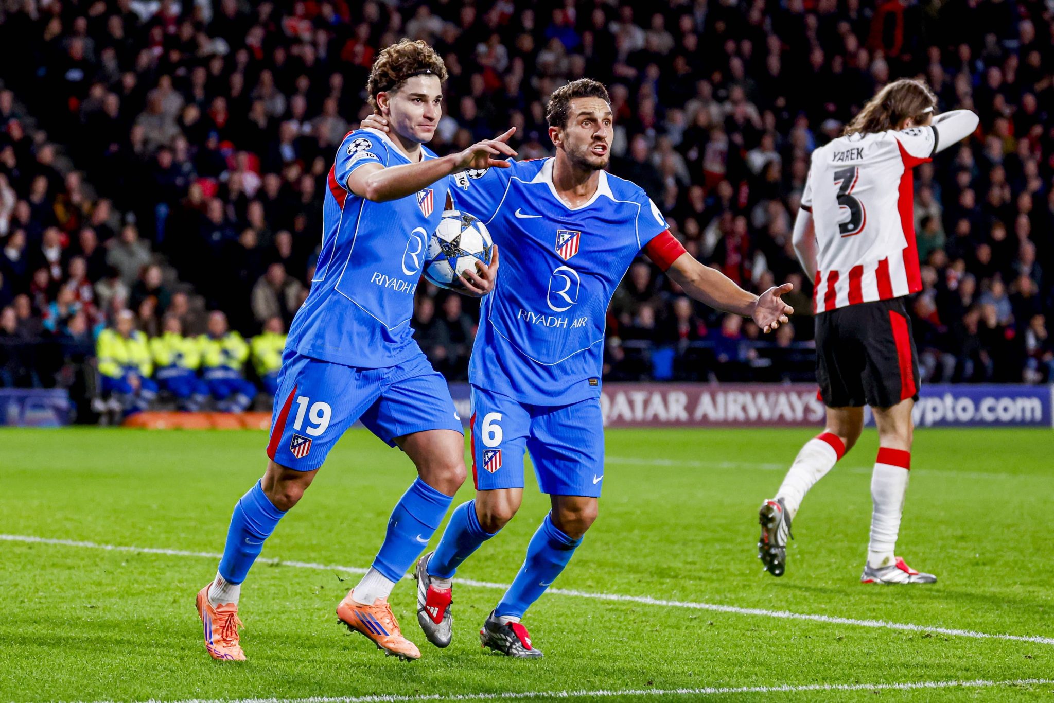 Atl&eacute;tico de Madrid se firma com pe&ccedil;a fundamental e encerra sequ&ecirc;ncia do PSV