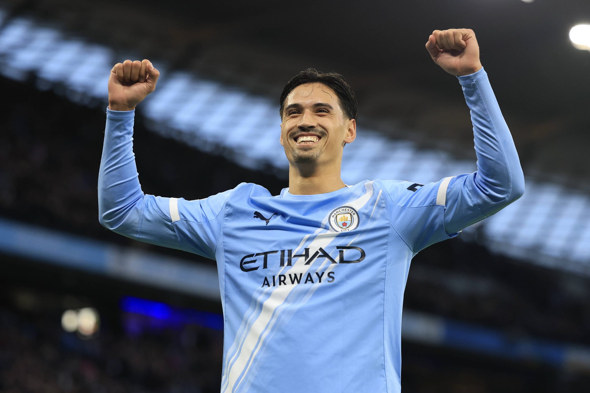 Reijnders celebra gol pelo Manchester City