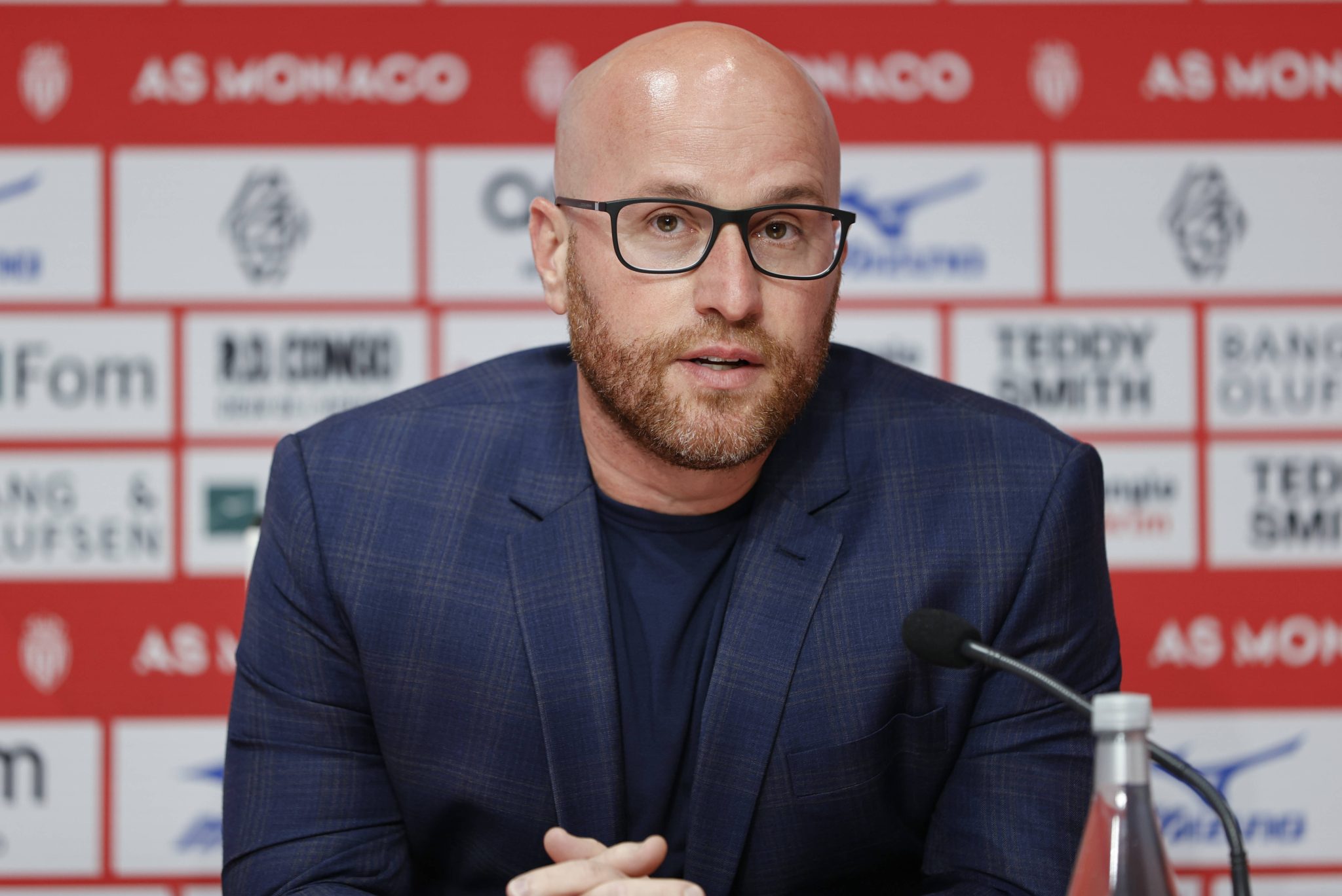 &lsquo;N&iacute;vel amador&rsquo;: Dirigente brasileiro &eacute; criticado por grupo de ultras na Fran&ccedil;a