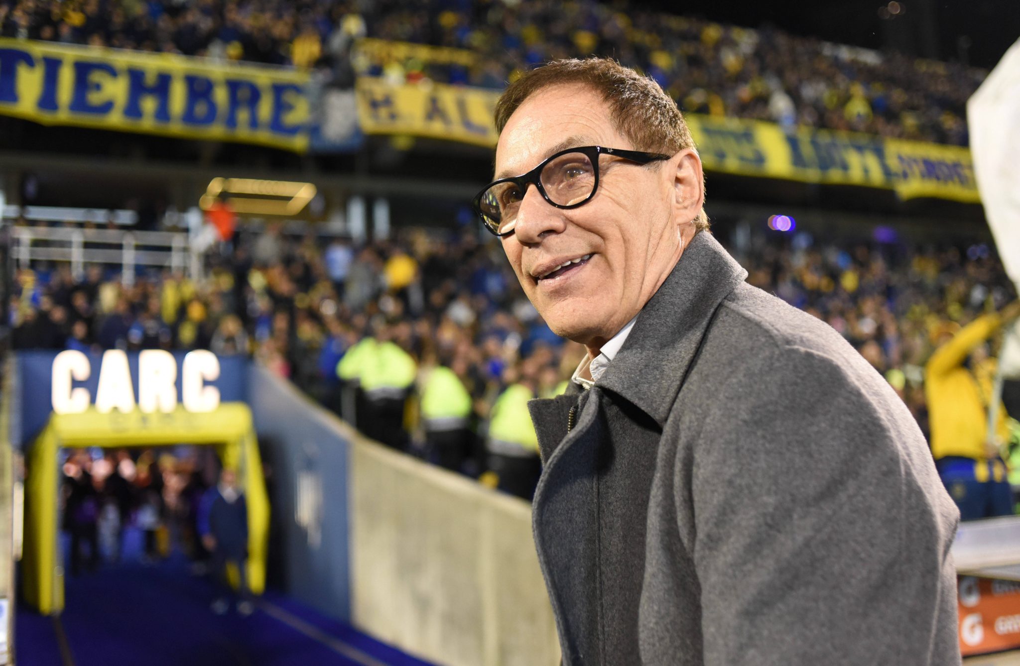 Ariel Holan era t&eacute;cnico do Rosario Central