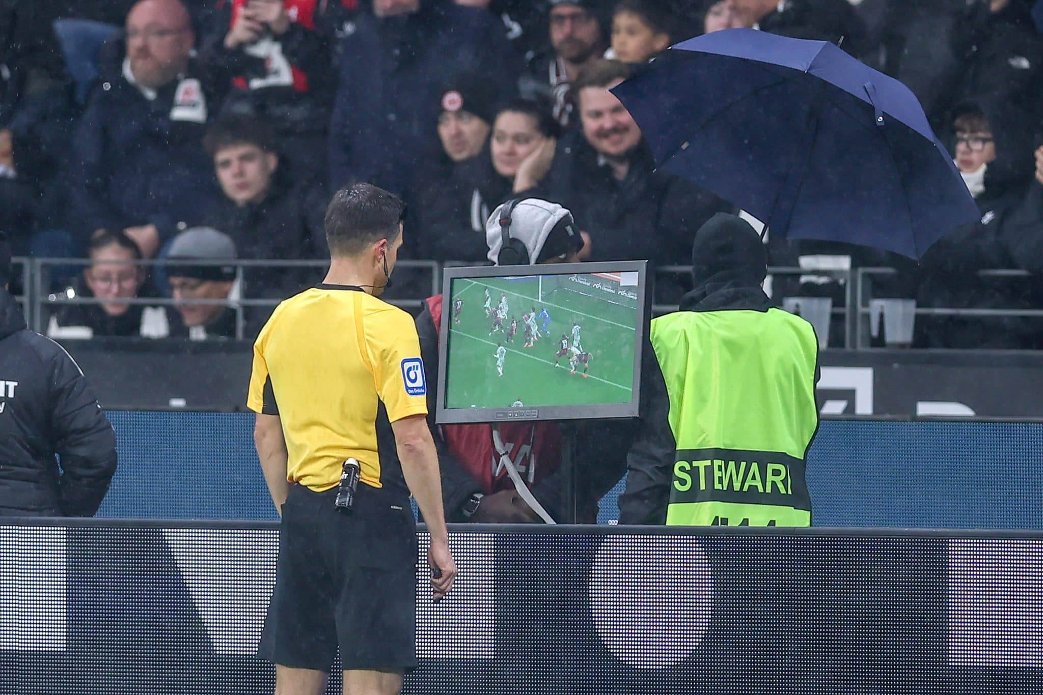 Fifa quer adotar nova regra para utiliza&ccedil;&atilde;o do VAR durante a Copa do Mundo