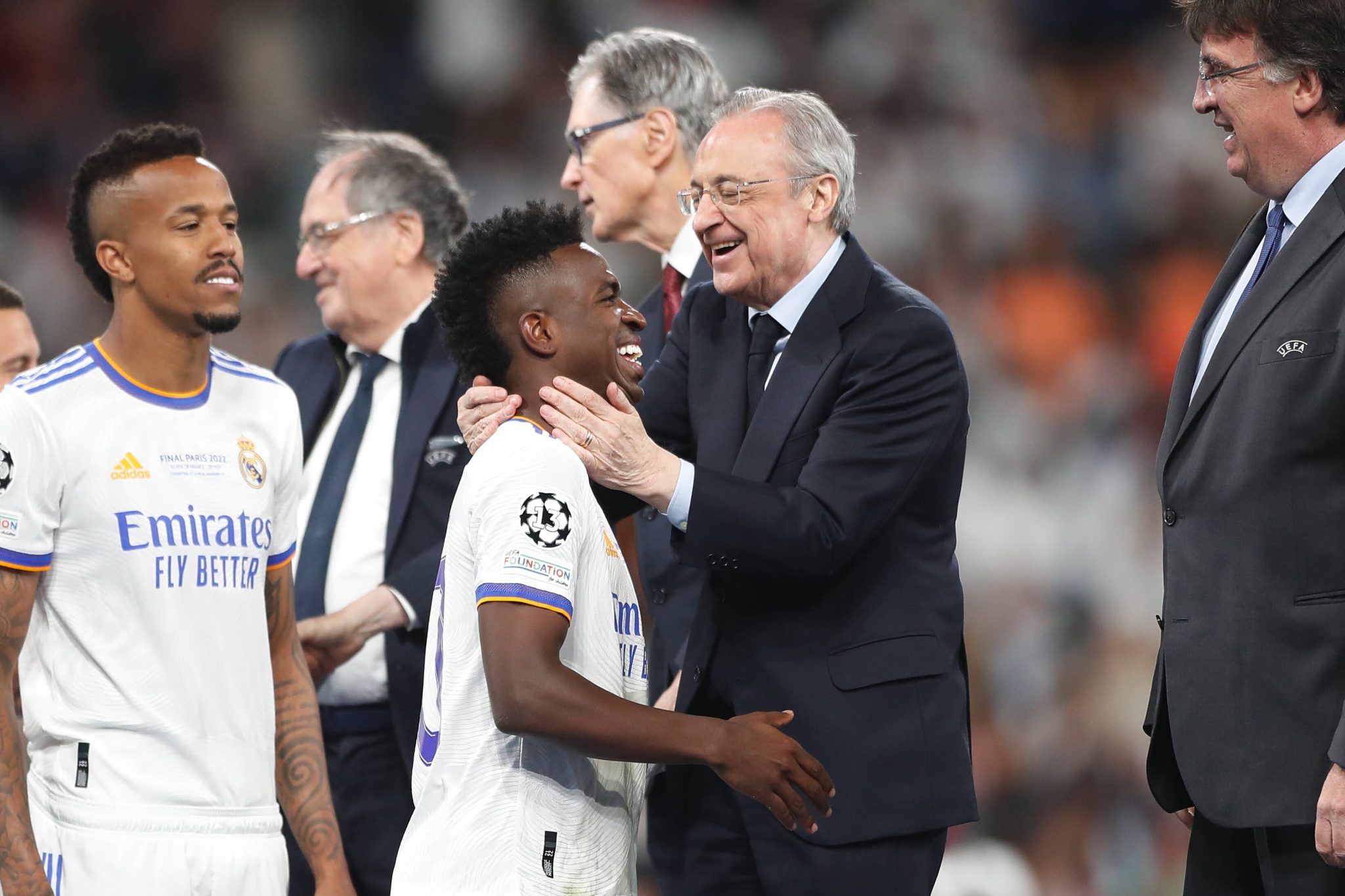 Vinicius Jr e Florentino P&eacute;rez, presidente do Real Madrid (Foto: Imago)