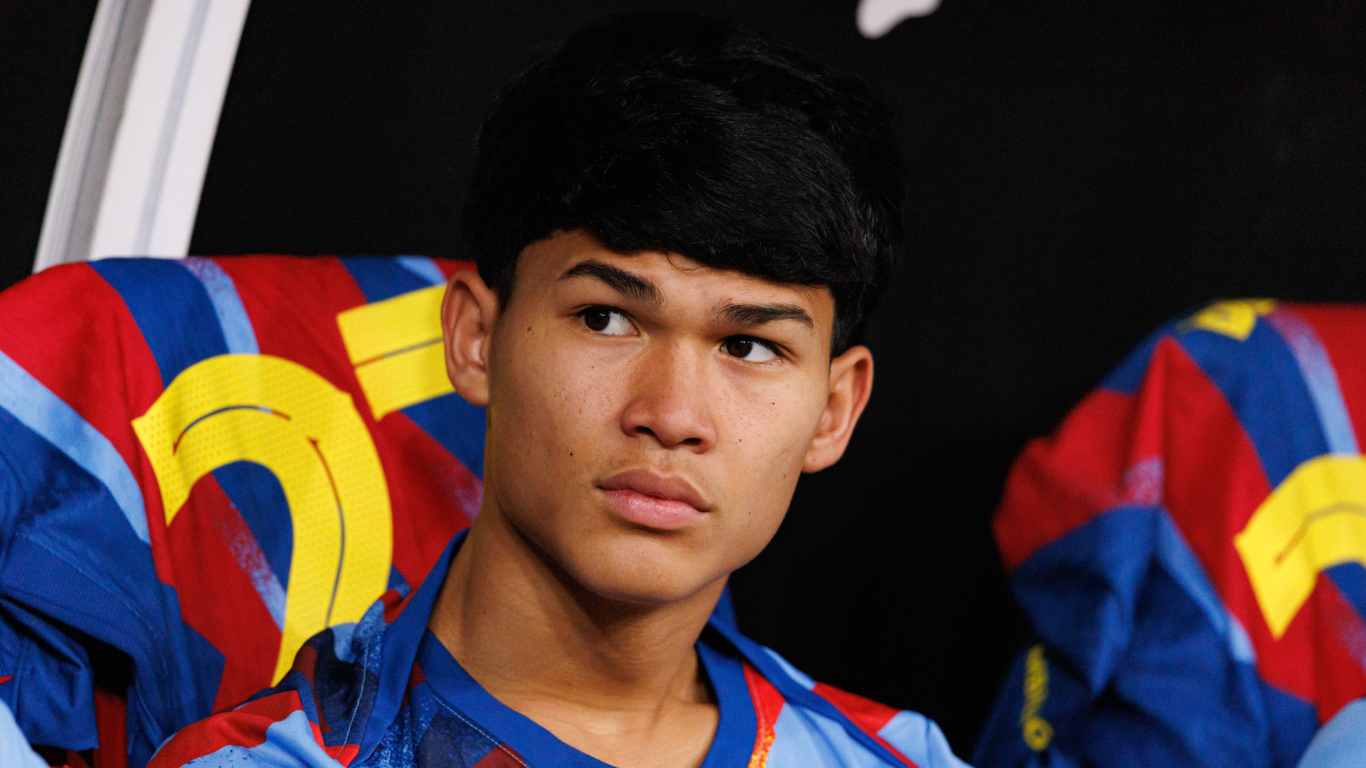 Dro Fernandez em jogo do Barcelona