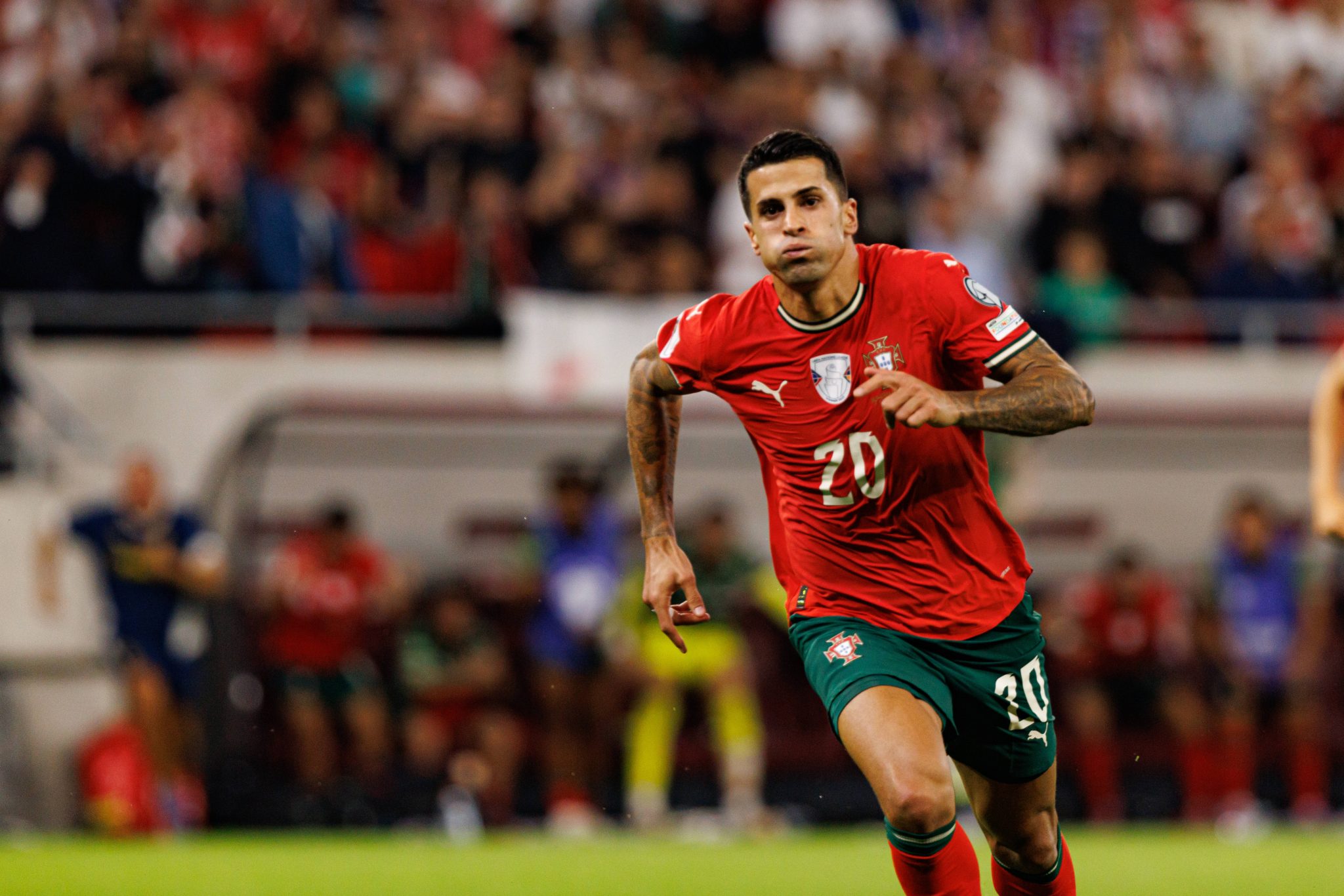 Jo&atilde;o Cancelo ap&oacute;s marcar por Portugal