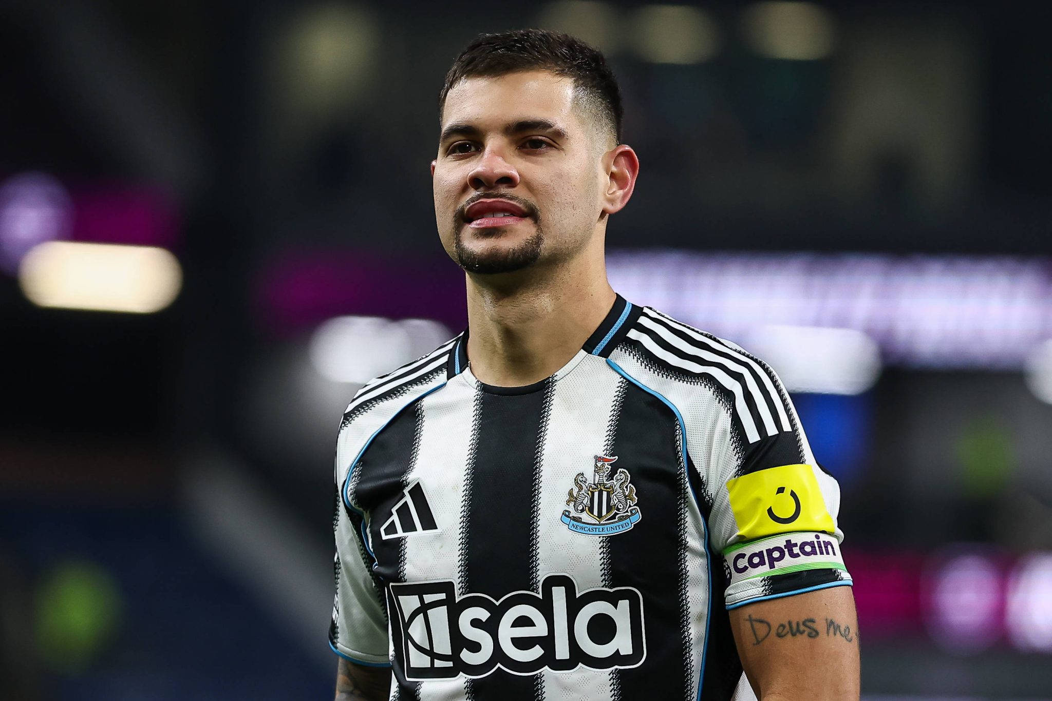 Bruno Guimar&atilde;es do Newcastle (Foto: Imago)