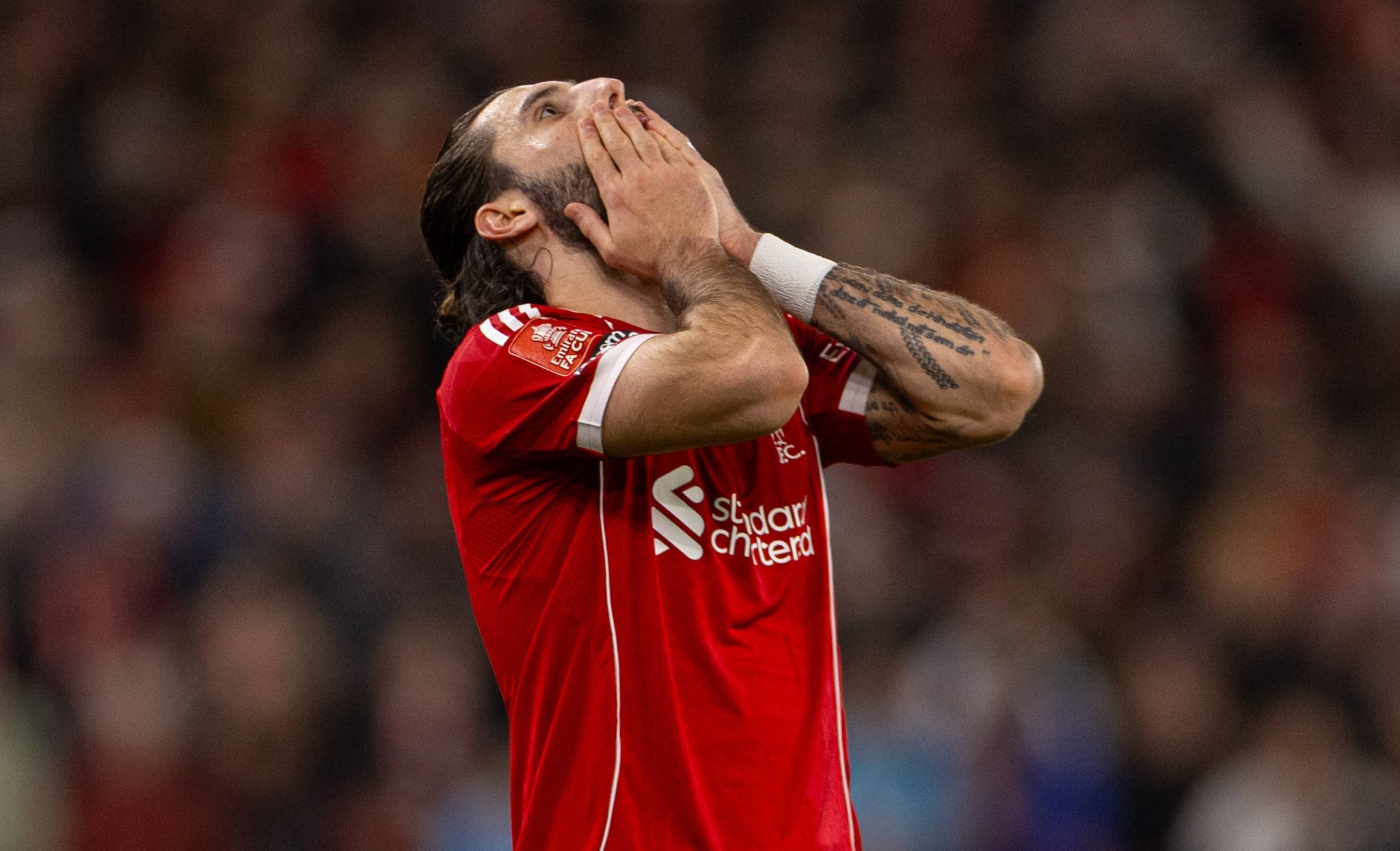 &lsquo;Falta de respeito&rsquo;: Craque do Liverpool &eacute; criticado at&eacute; por t&eacute;cnico rival por lance bizarro