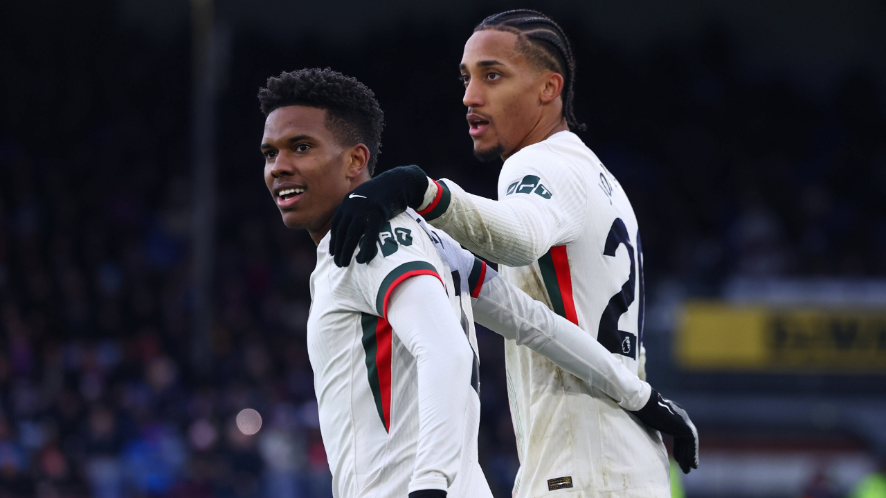 Al&ocirc;, Sele&ccedil;&atilde;o: Est&ecirc;v&atilde;o destr&oacute;i, Jo&atilde;o Pedro marca e Andrey tem &lsquo;fun&ccedil;&atilde;o escondida&rsquo; em vit&oacute;ria do Chelsea