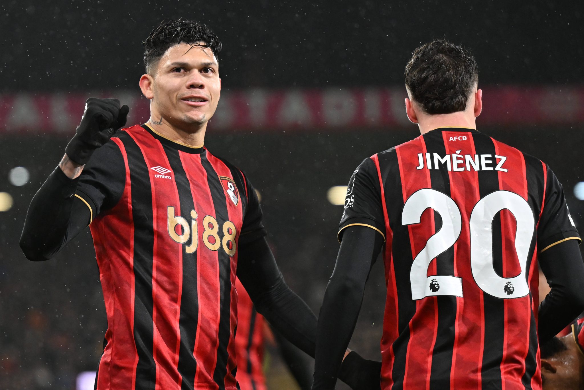 Gol de brasileiro e jogada &lsquo;cl&aacute;ssica&rsquo;: Como o Bournemouth derrubou invencibilidade do Liverpool