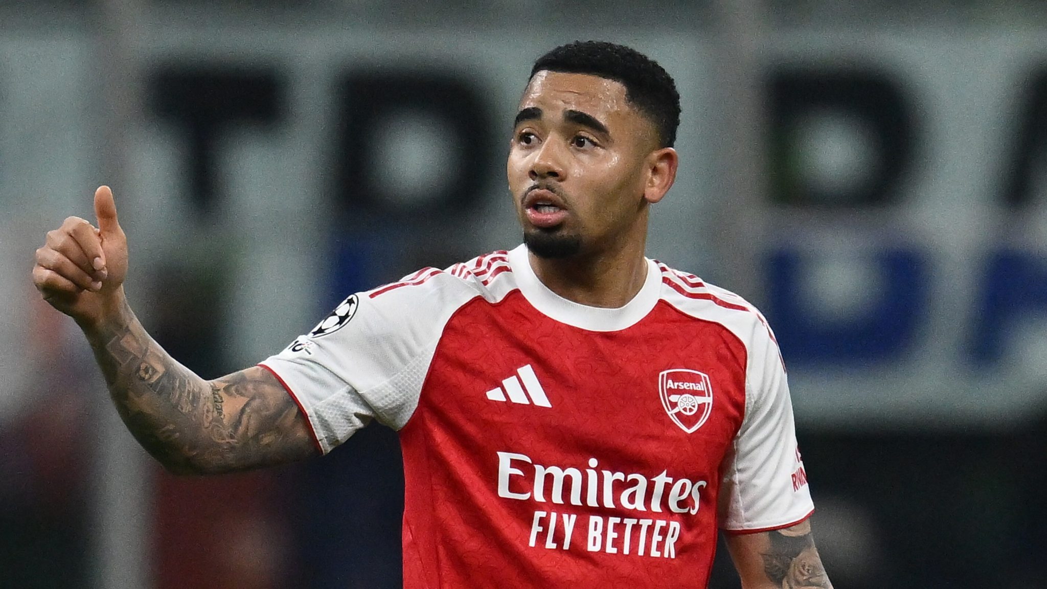 Gabriel Jesus reacende, Gy&ouml;keres responde e Arteta ganha dilema real em vit&oacute;ria do Arsenal