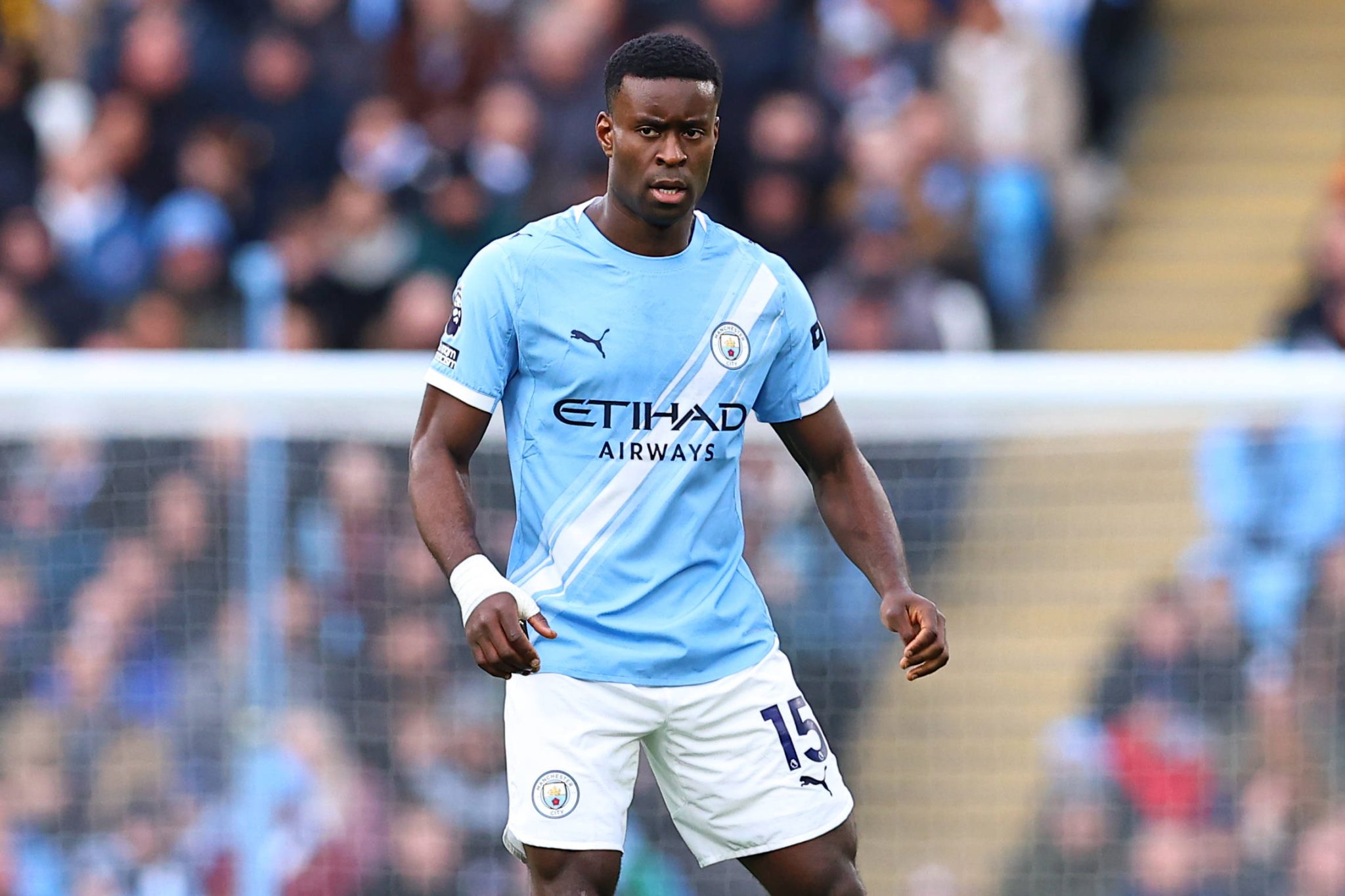 Gu&eacute;hi em a&ccedil;&atilde;o pelo Manchester City