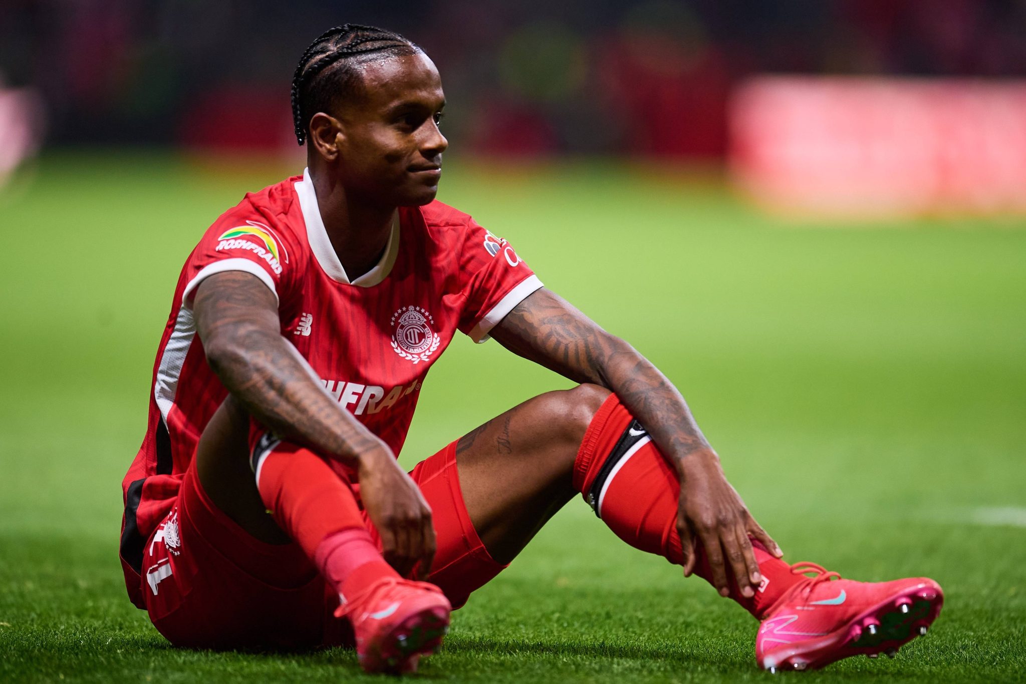 Helinho em partida do Toluca 