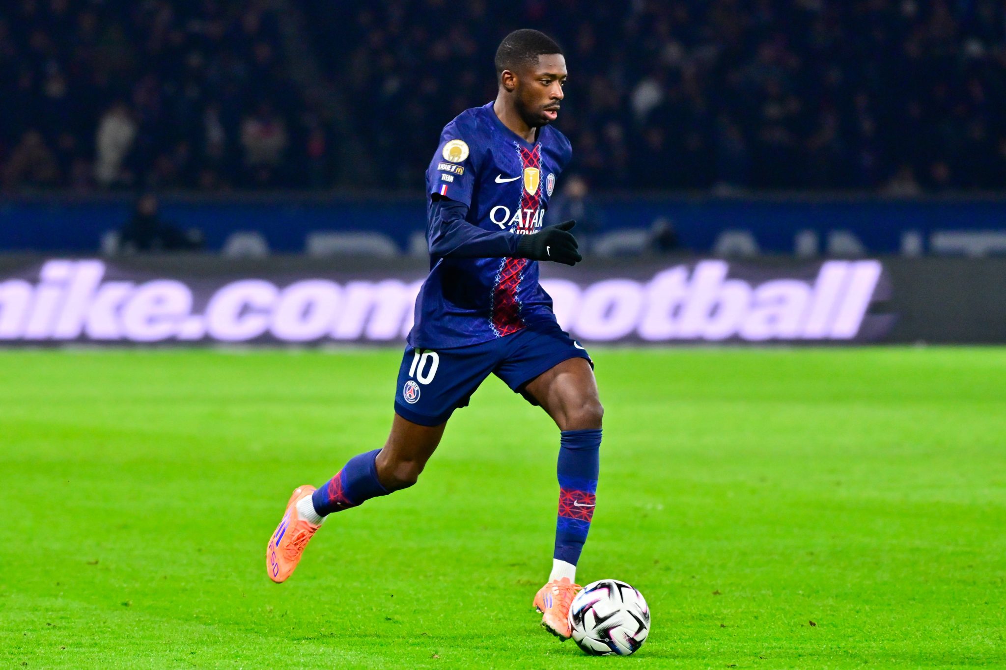 Ousmane Demb&eacute;l&eacute;, em atua&ccedil;&atilde;o pelo PSG (Foto: Imago)