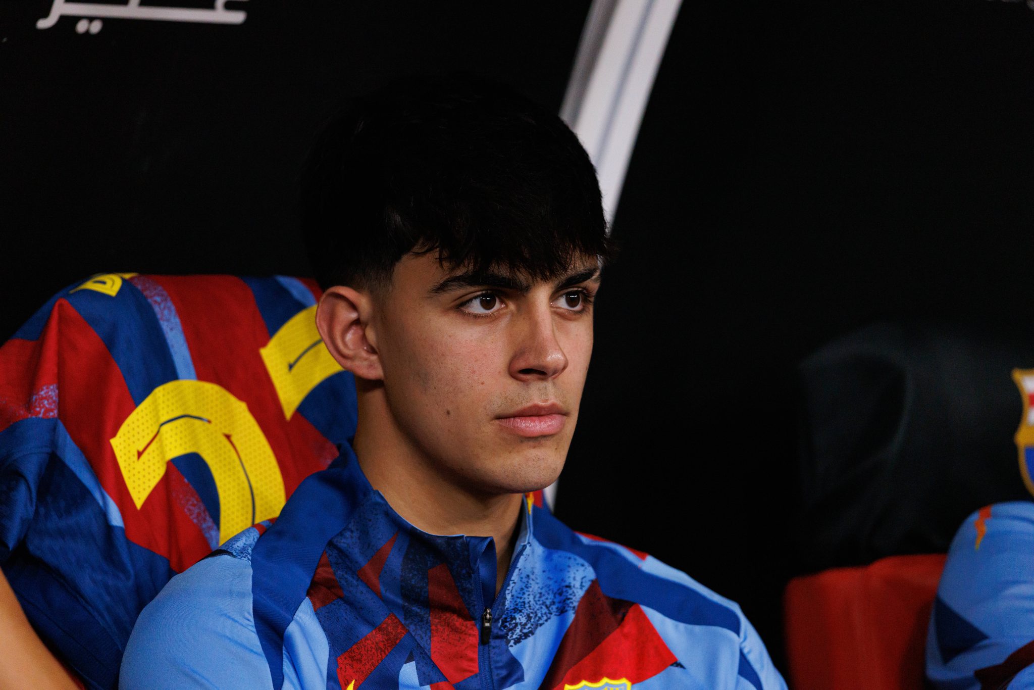 Como o Barcelona tenta equilibrar crise interna para evitar sa&iacute;da de &lsquo;novo Busquets&rsquo;