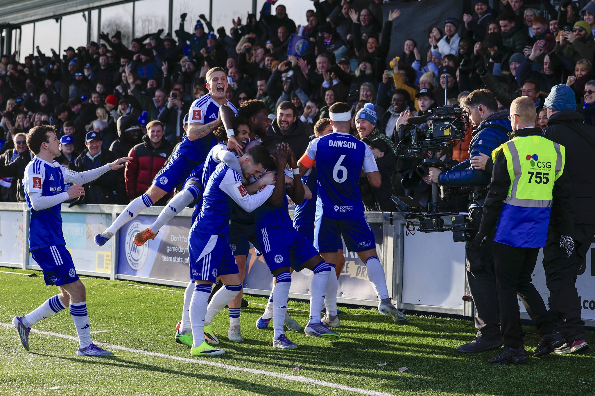Zebra&ccedil;a! Atual campe&atilde;o da FA Cup &eacute; eliminado por time amador na Inglaterra