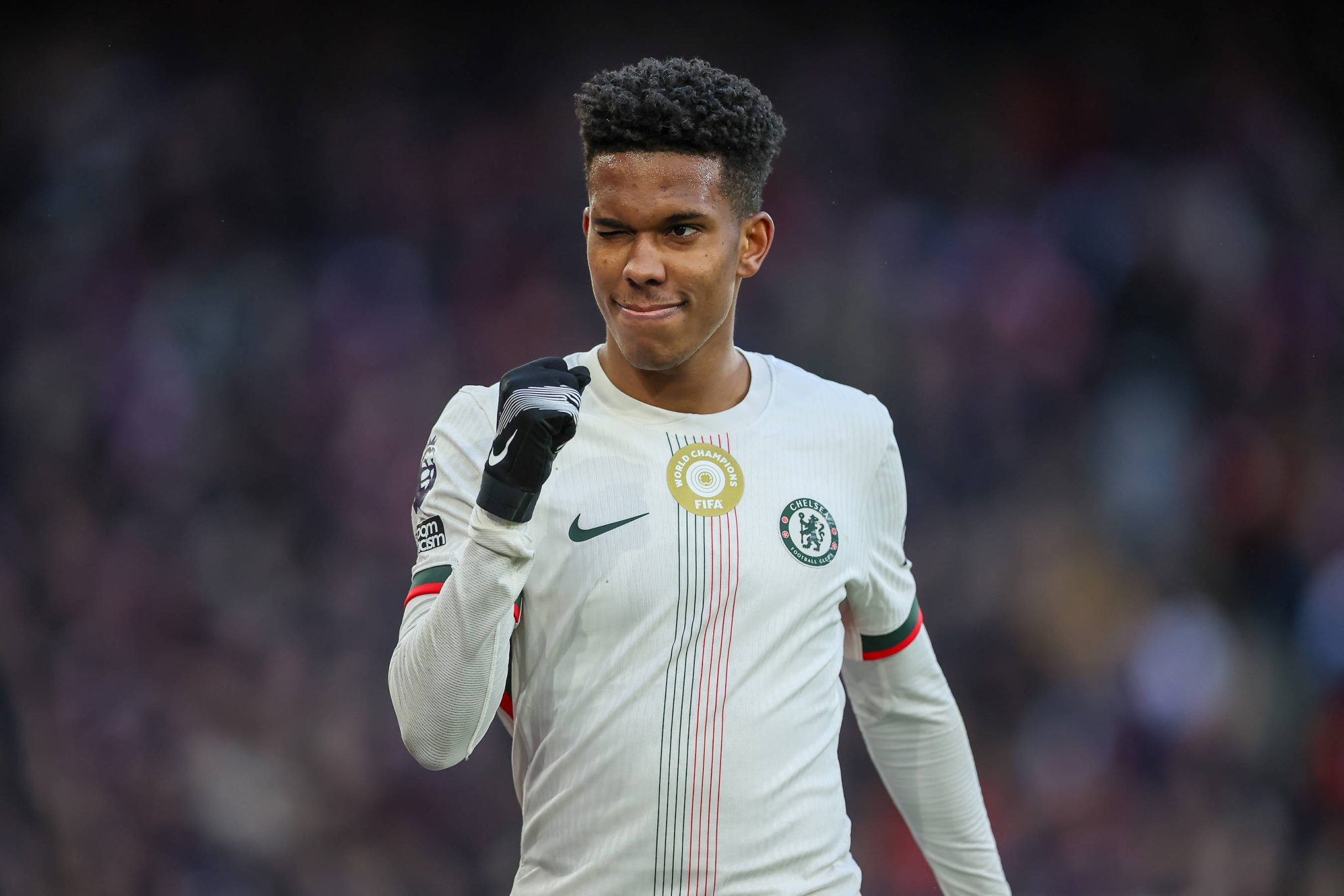 &lsquo;A ascens&atilde;o de Est&ecirc;v&atilde;o &eacute; uma fonte de grande esperan&ccedil;a para o Chelsea&rsquo;