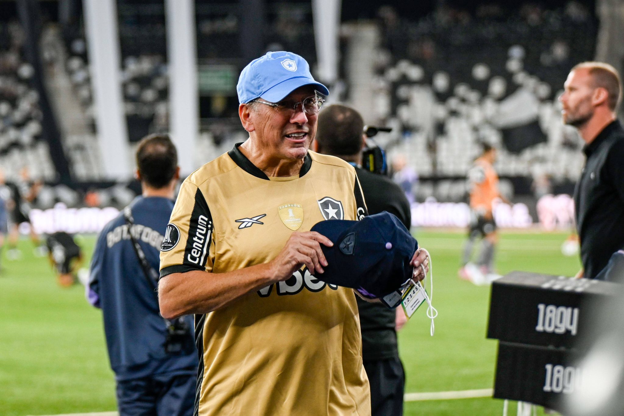 A mudan&ccedil;a da CBF sobre as redes multiclubes no futebol brasileiro