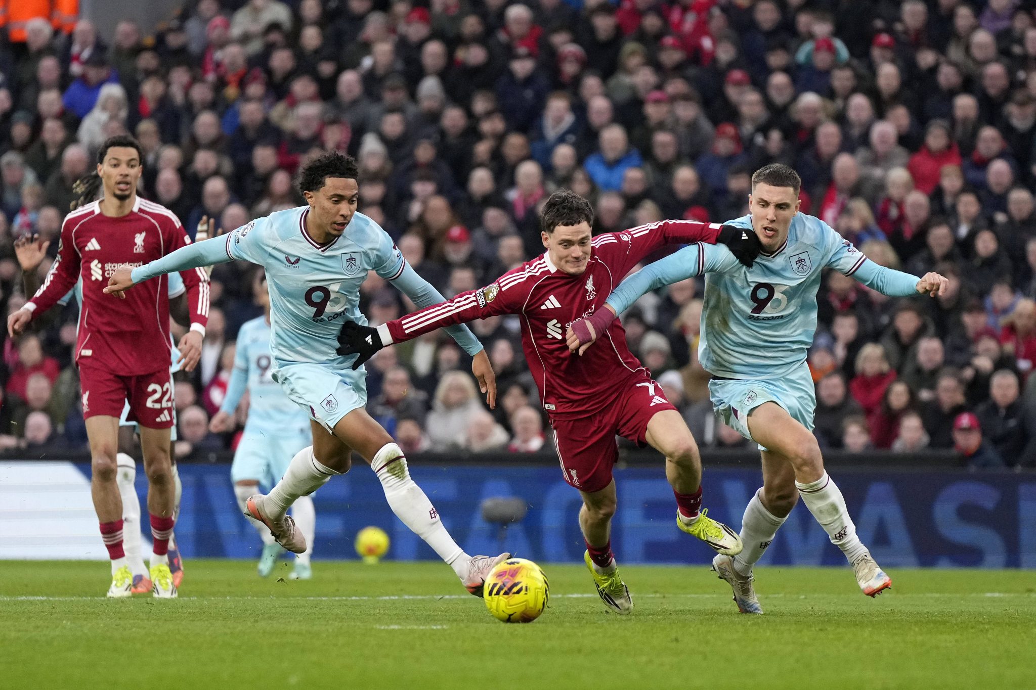 Liverpool durante empate em 0 a 0 com Burnley (Foto: Imago)