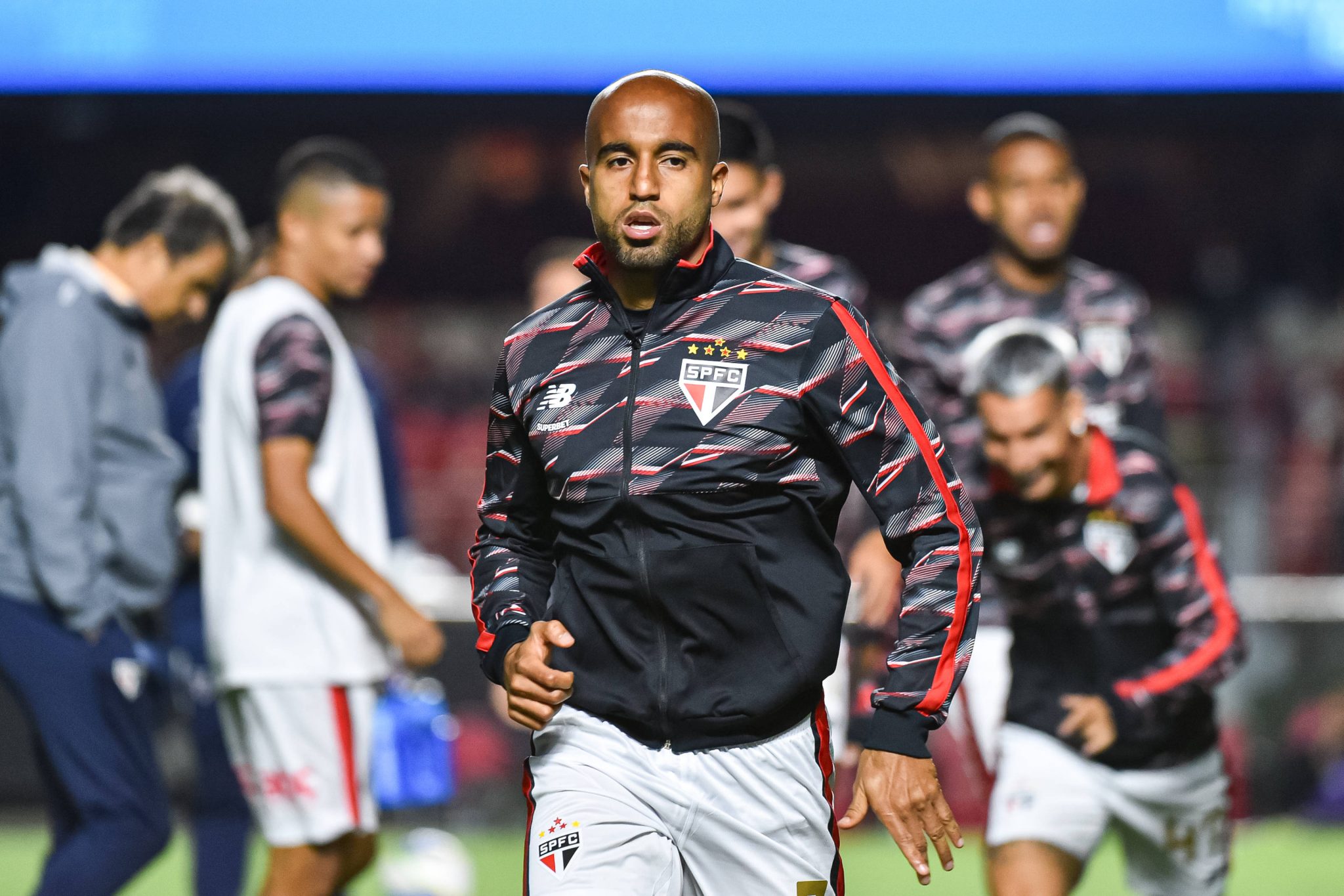 Lucas Moura: &lsquo;Falar dele &eacute; muito f&aacute;cil. Foi o melhor treinador que tive e se tornou um amigo&rsquo;