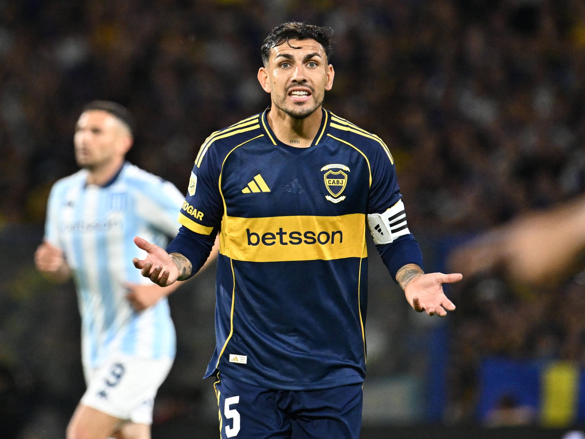 Leandro Paredes retornou ao Boca Juniors para ser capit&atilde;o