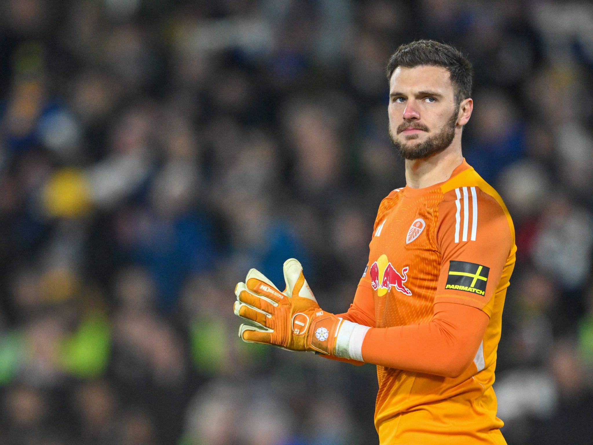 Lucas Perri pelo Leeds 