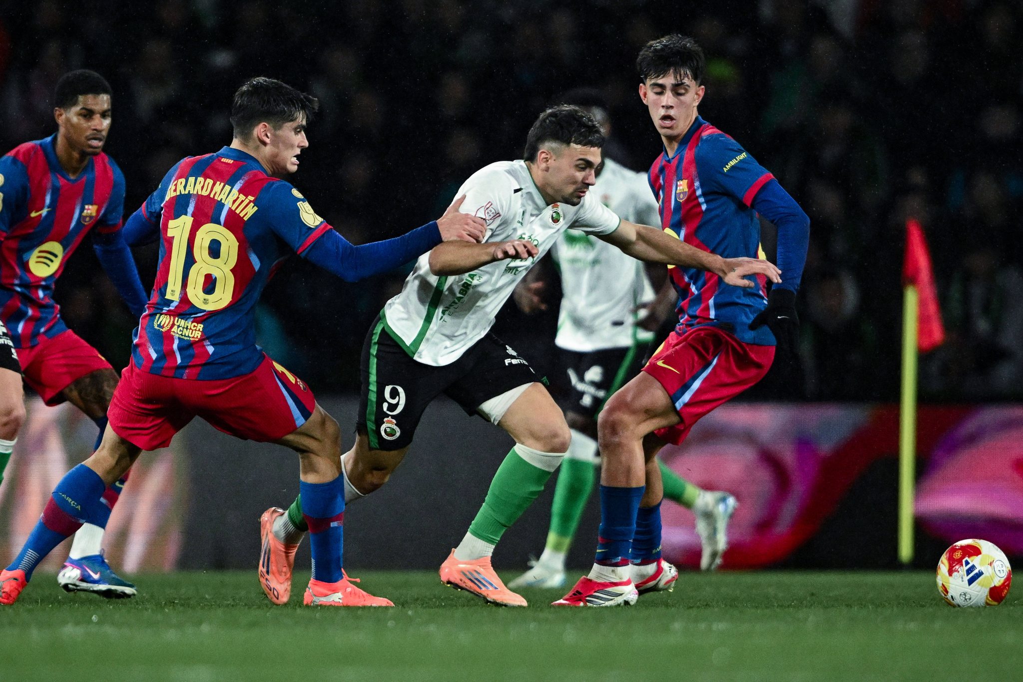 Racing jogou contra o Barcelona na Copa do Rei