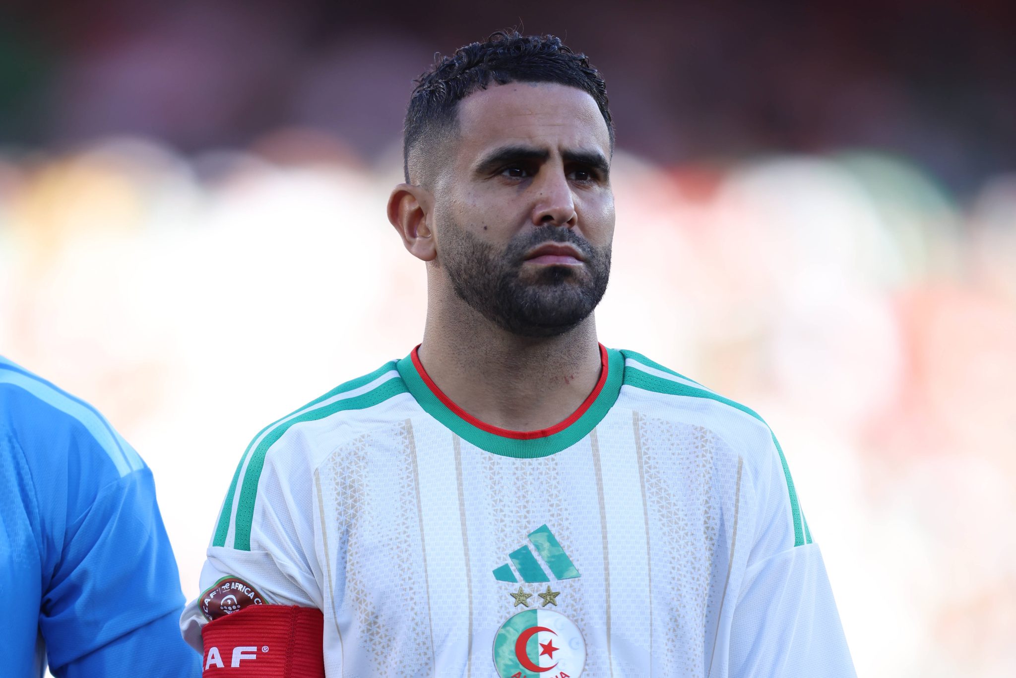 Riyad Mahrez, craque da Arg&eacute;lia (Foto: Imago)