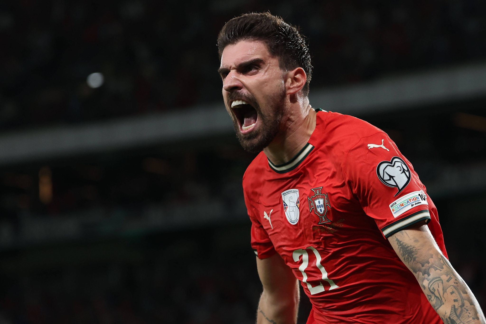 R&uacute;ben Neves &eacute; pe&ccedil;a importante da sele&ccedil;&atilde;o portuguesa &agrave;s v&eacute;speras da Copa do Mundo (Foto: Imago)