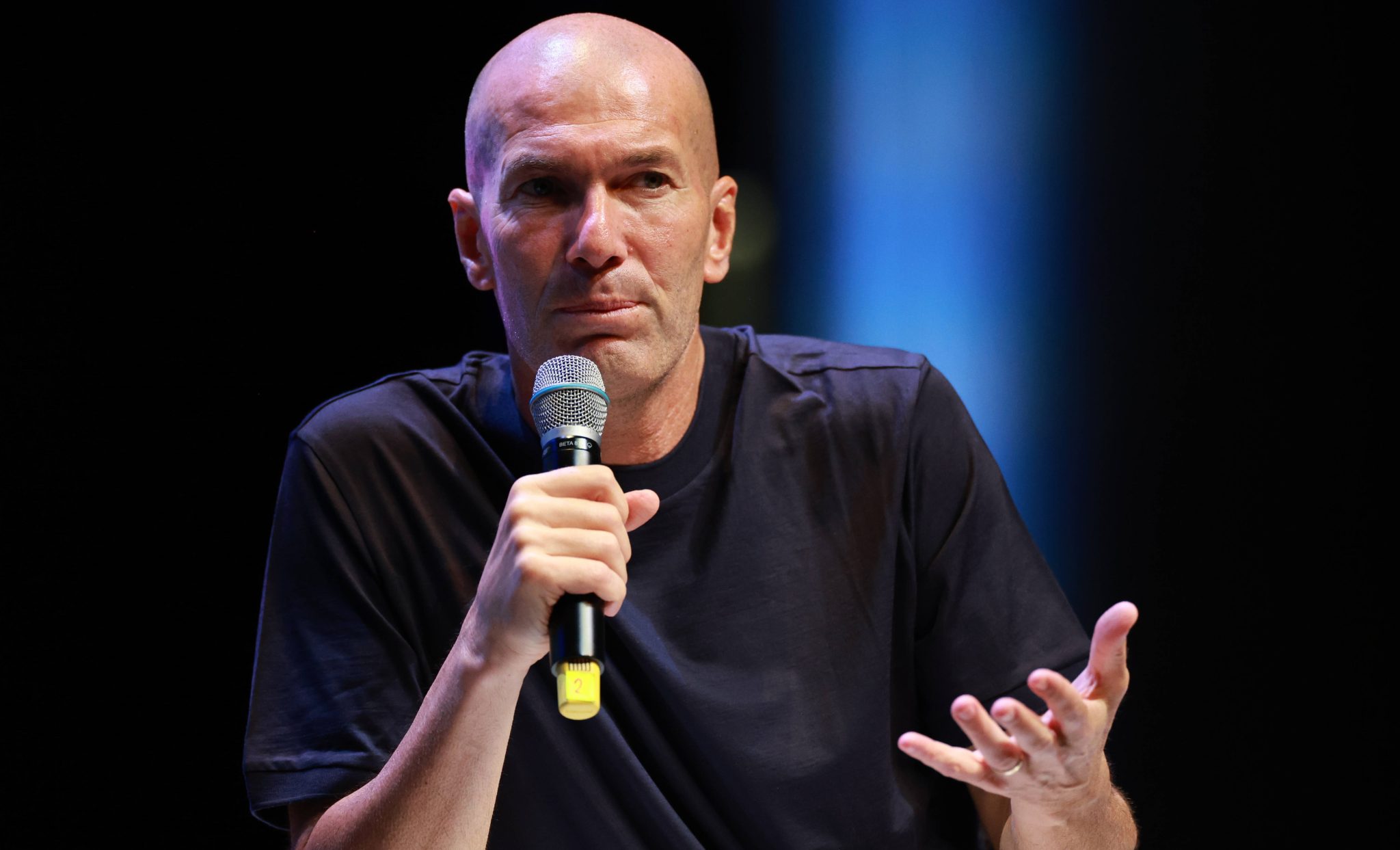 &lsquo;Se n&atilde;o entende isso, n&atilde;o dura muito&rsquo;: Zidane revela segredo para sobreviver no Real Madrid