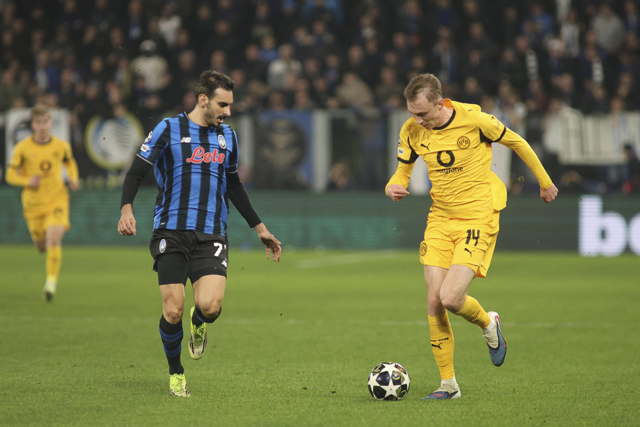 Beier, do Borussia Dortmund, e Zappacosta, da Atalanta