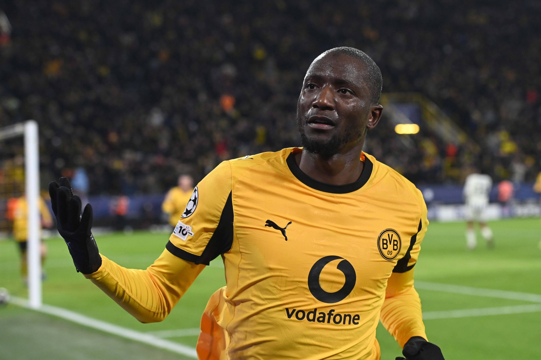 Artilheiro na mira da Ar&aacute;bia Saudita comanda vit&oacute;ria do Dortmund na Champions