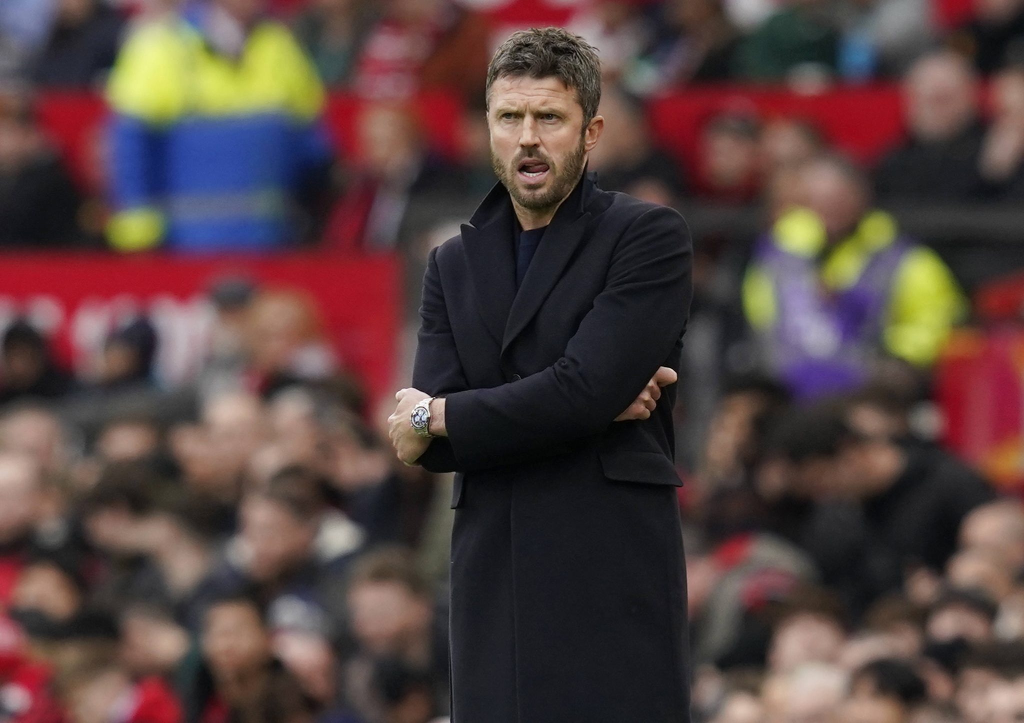 Carrick na &aacute;rea t&eacute;cnica durante jogo do United 