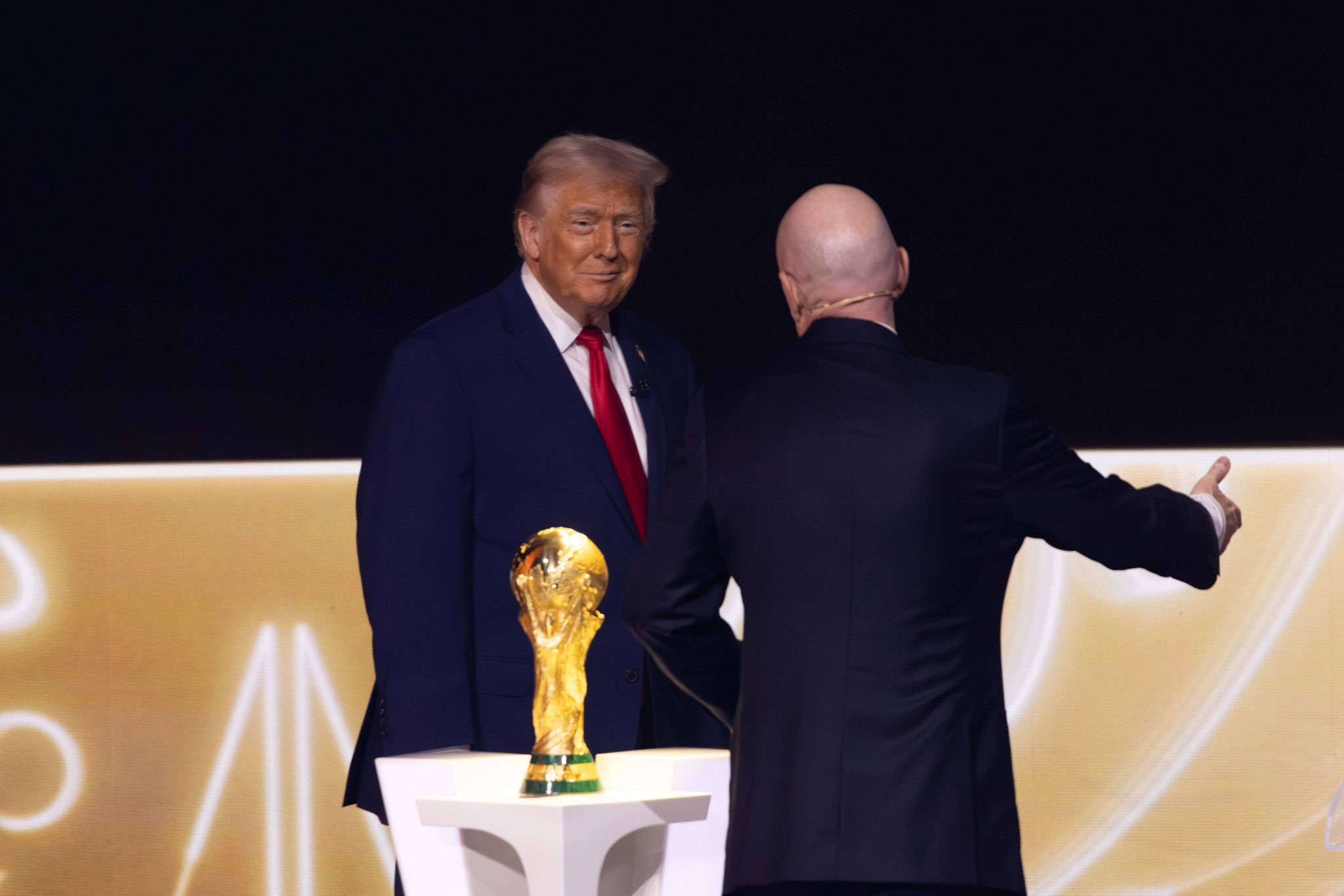 Donald Trump, presidente dos EUA, e Gianni Infantino, presidente da Fifa (Foto: Imago)