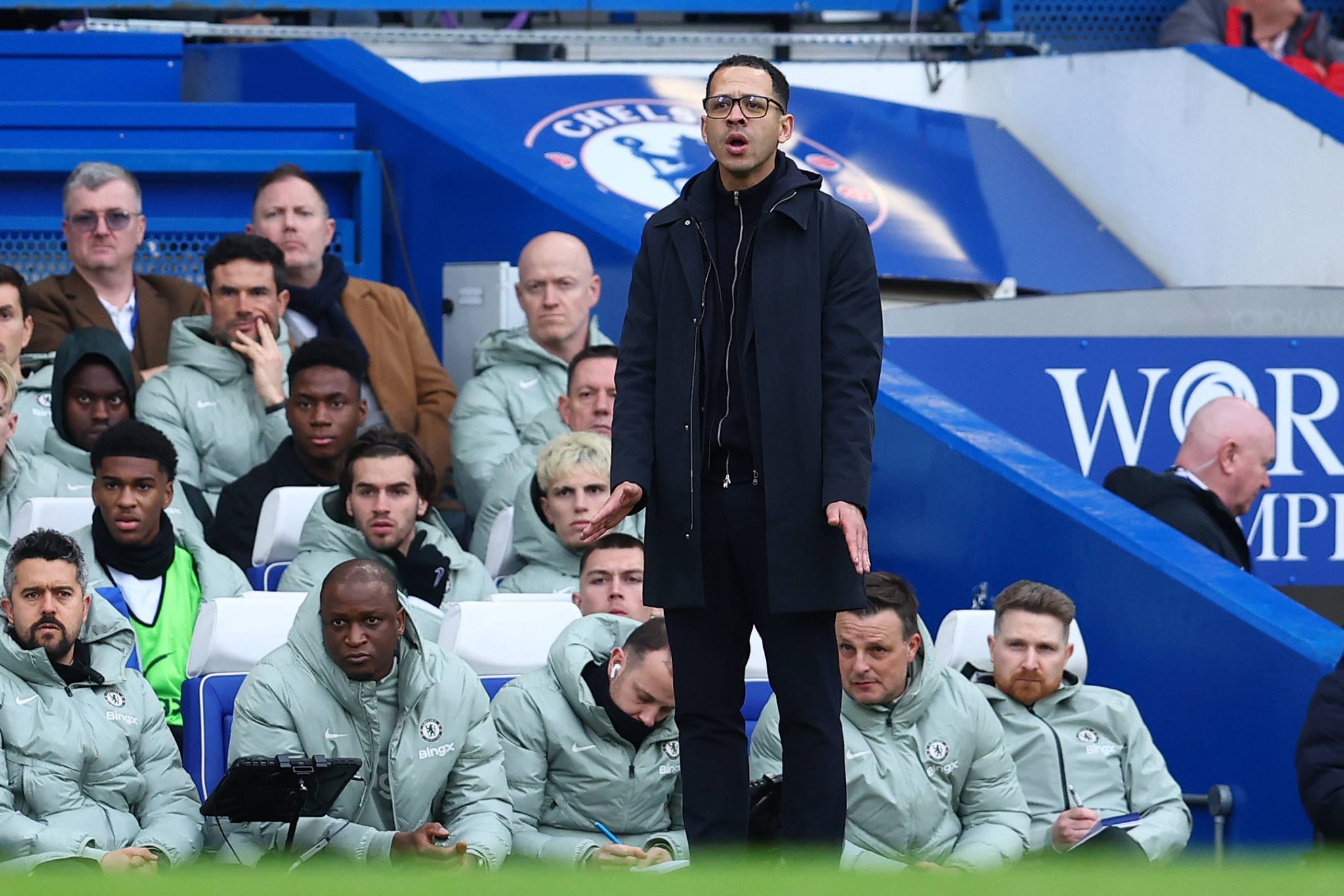 Liam Rosenior, t&eacute;cnico do Chelsea (Foto: Imago)