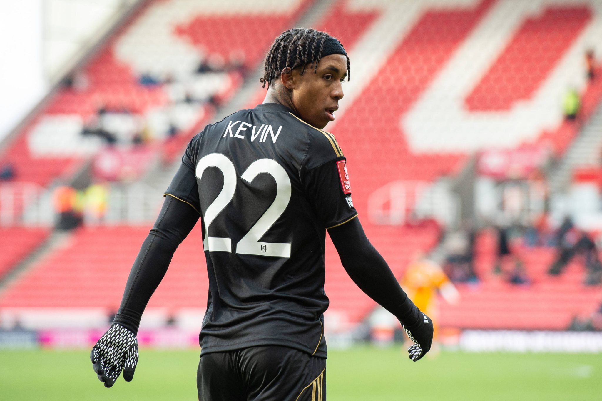 Kevin em a&ccedil;&atilde;o pelo Fulham