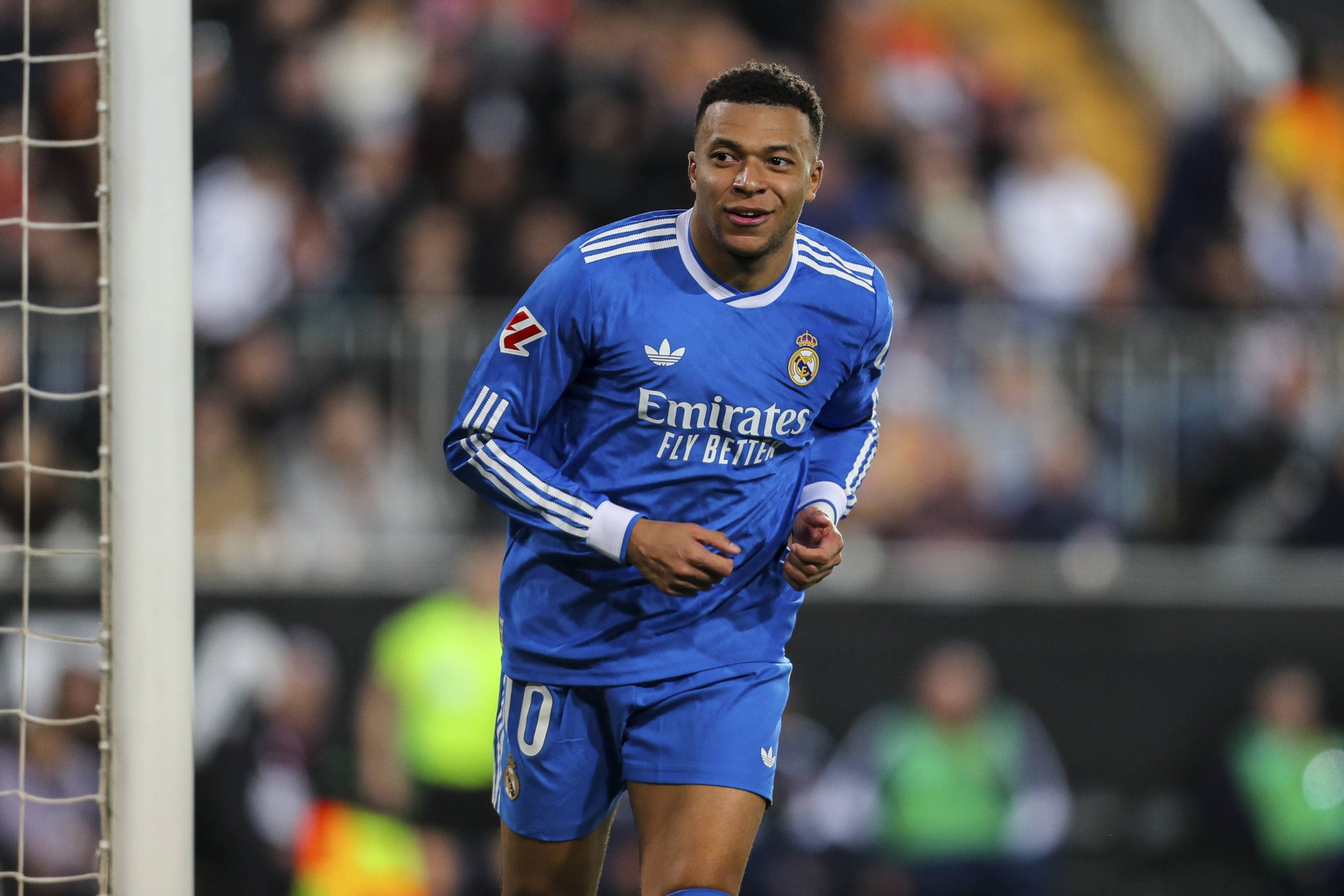 Kylian Mbapp&eacute; durante Valencia x Real Madrid (Foto: Imago)