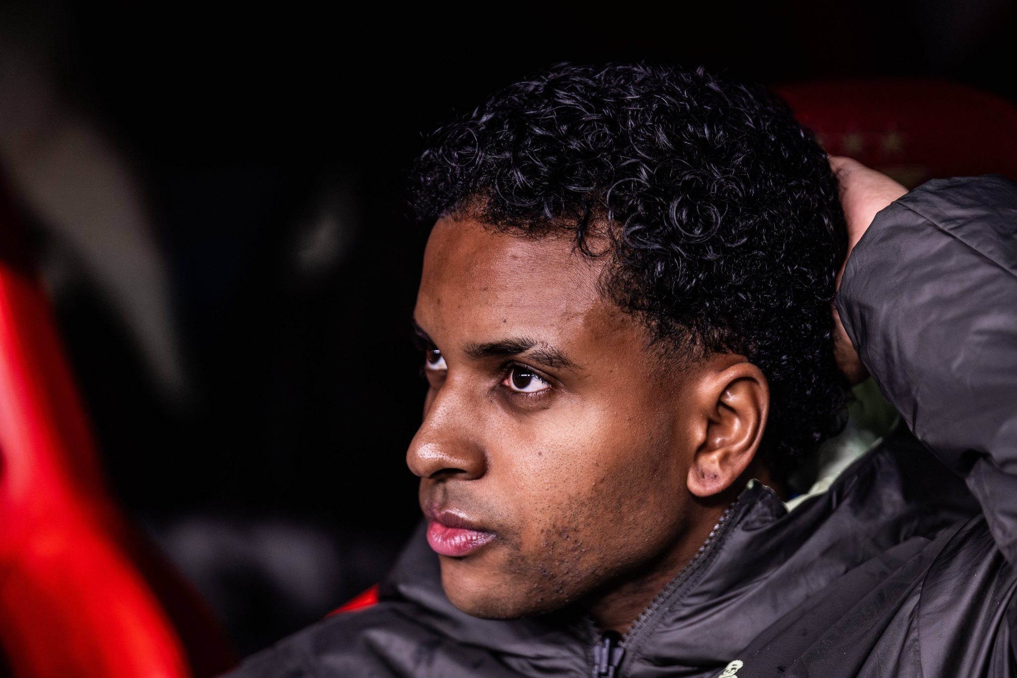 Rodrygo como reserva em jogo do Real Madrid