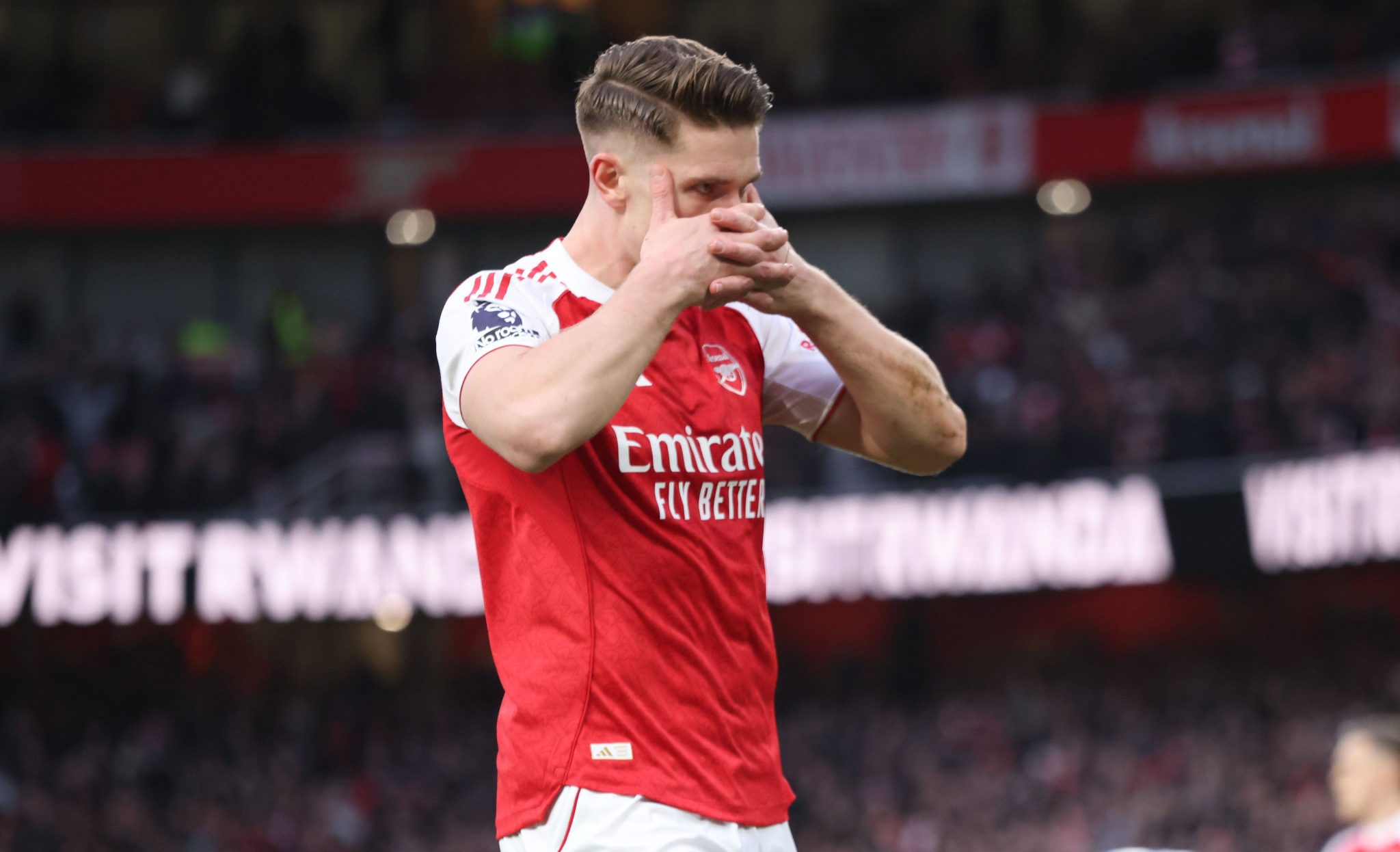 Na briga com Gabriel Jesus, Gy&ouml;keres d&aacute; resposta ao Arsenal contra surpresa da Premier League