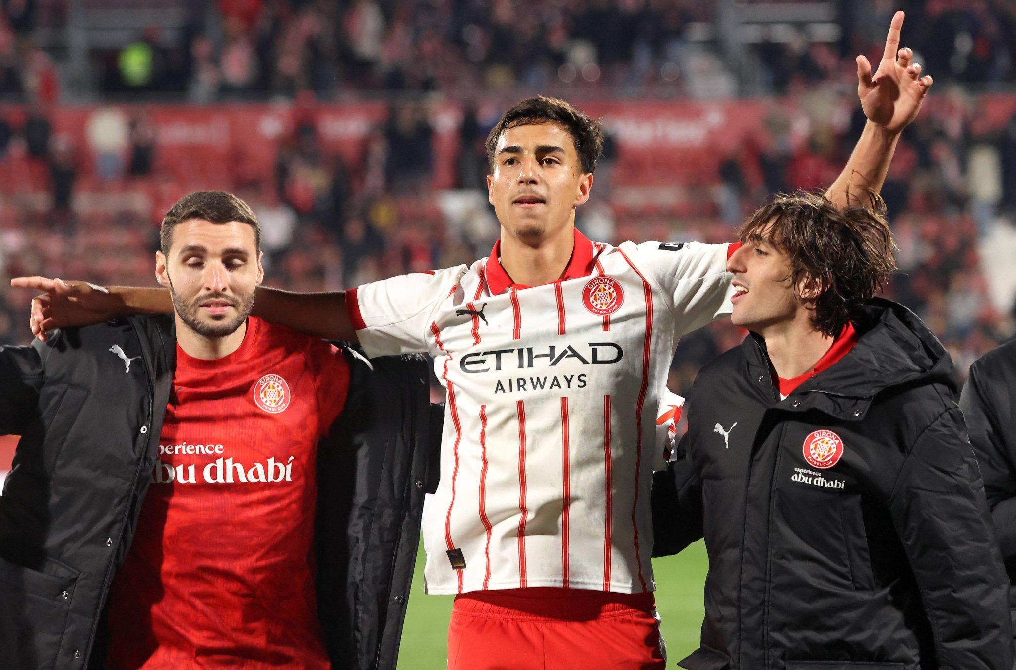 Atua&ccedil;&atilde;o de Vitor Reis contra o Barcelona comprova objetivo do City e anima para futuro