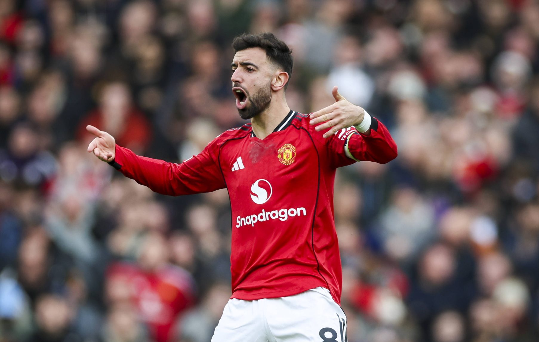 Manchester United: Dois fatores-chave v&atilde;o determinar o futuro de Bruno Fernandes