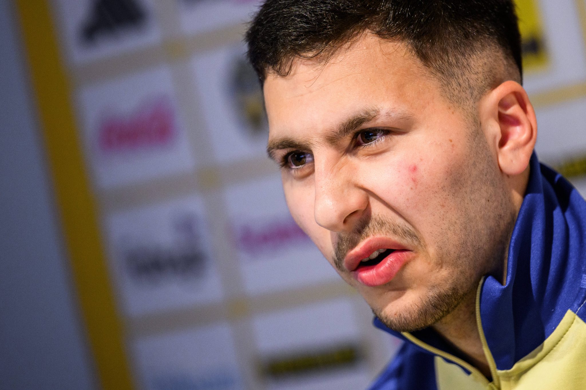 &lsquo;Sou paciente, mas acho que deveria jogar mais&rsquo;, diz reserva do Barcelona