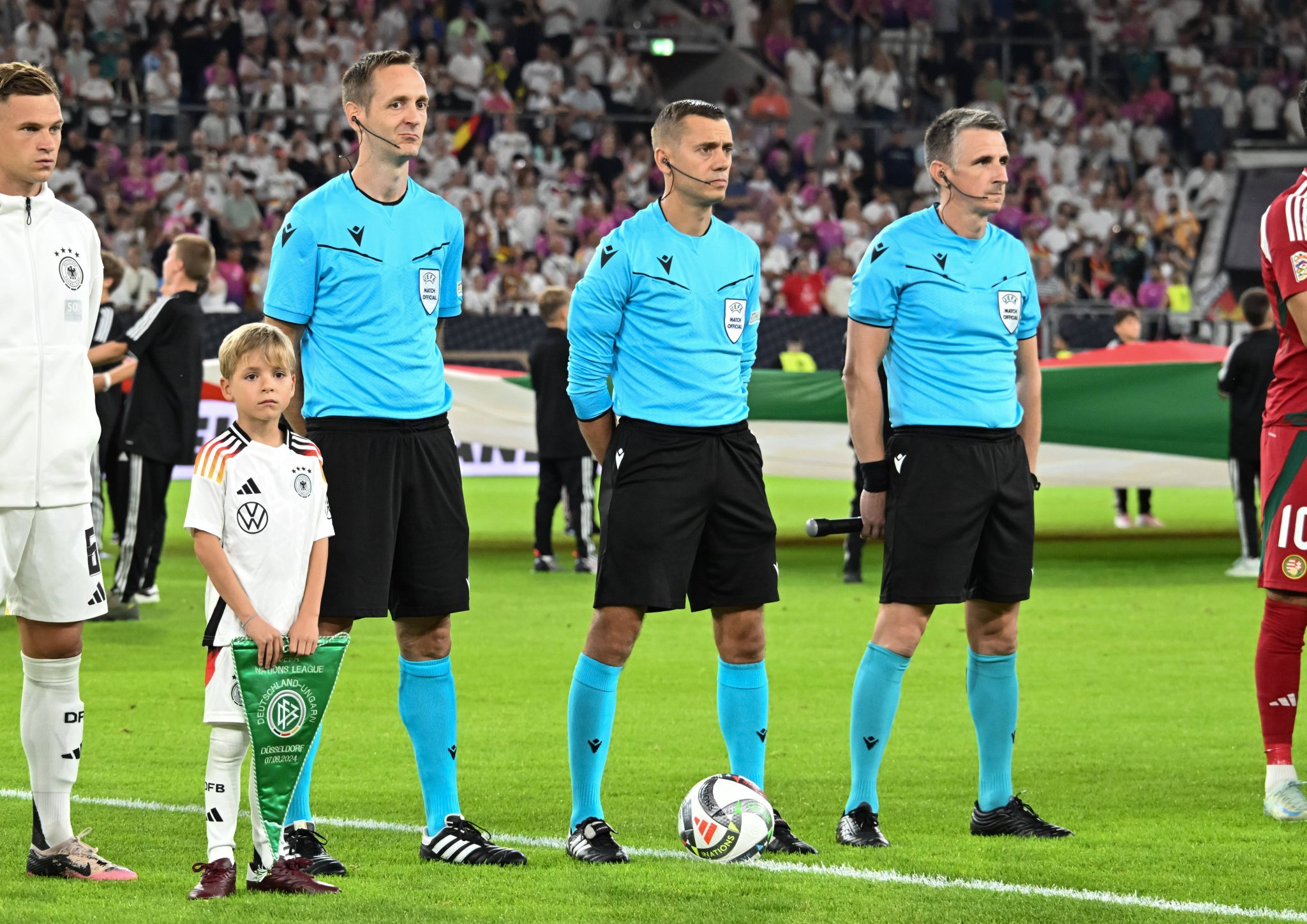 Clement Turpin, &aacute;rbitro da Uefa