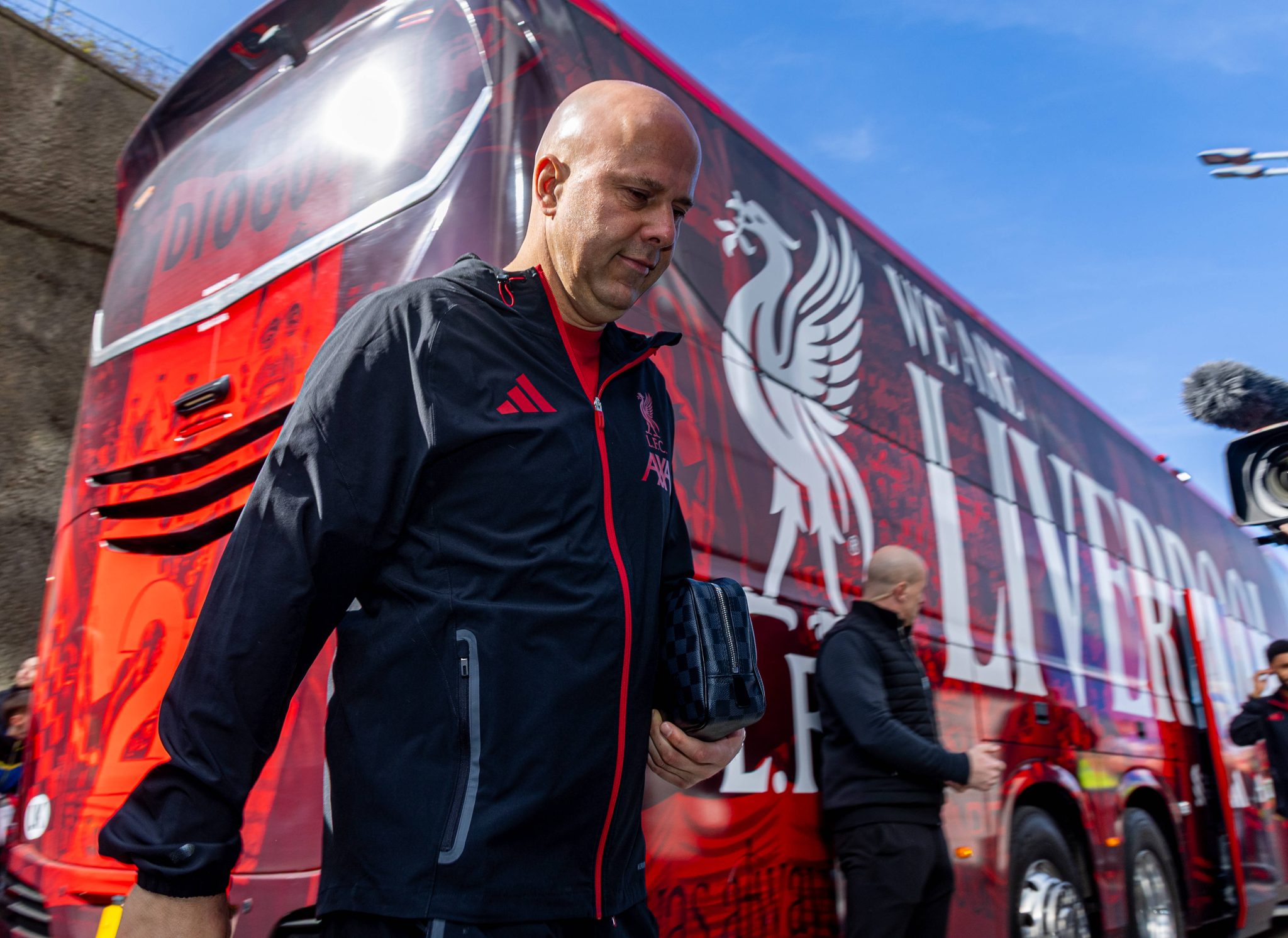 Slot admite temporada abaixo do Liverpool